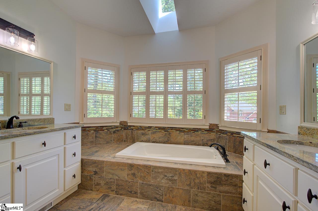 400 Four Lakes Drive, Easley, SC, 29642