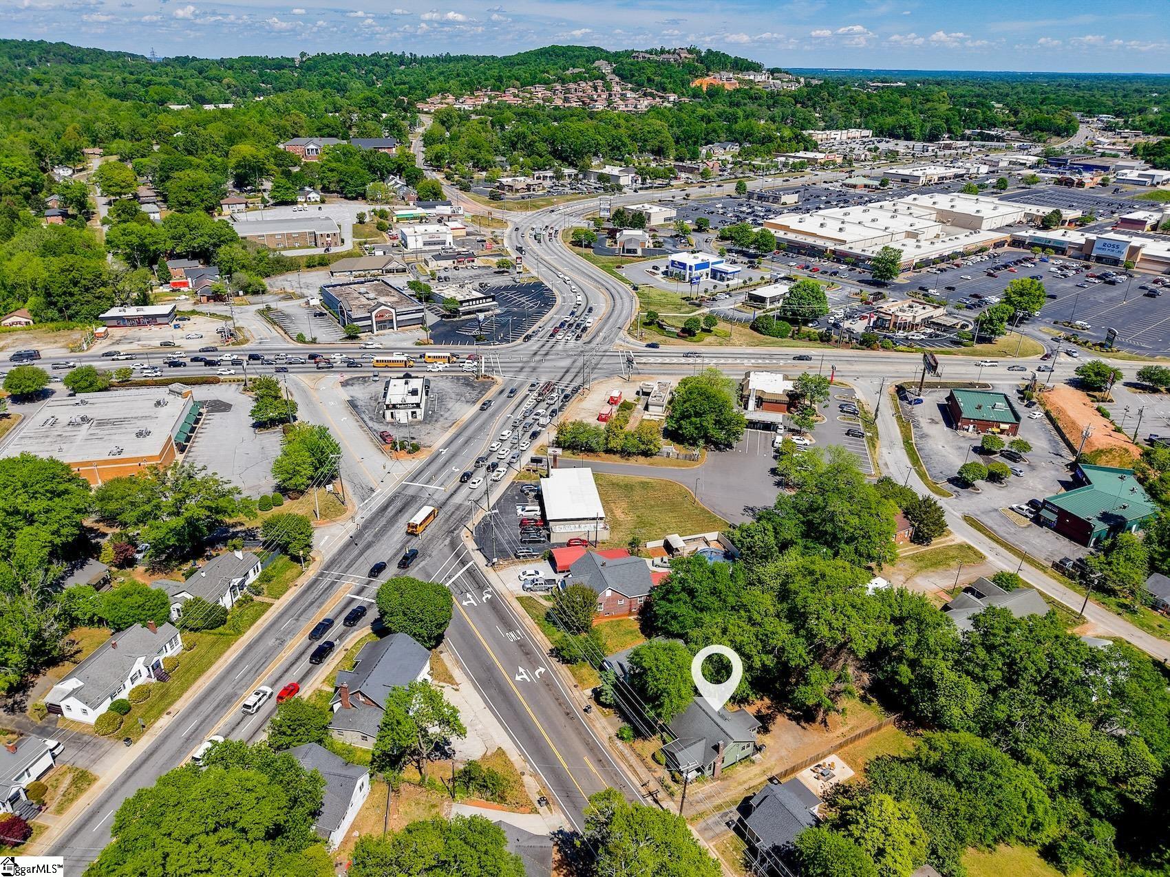 806 Perry Road Greenville, SC 29609