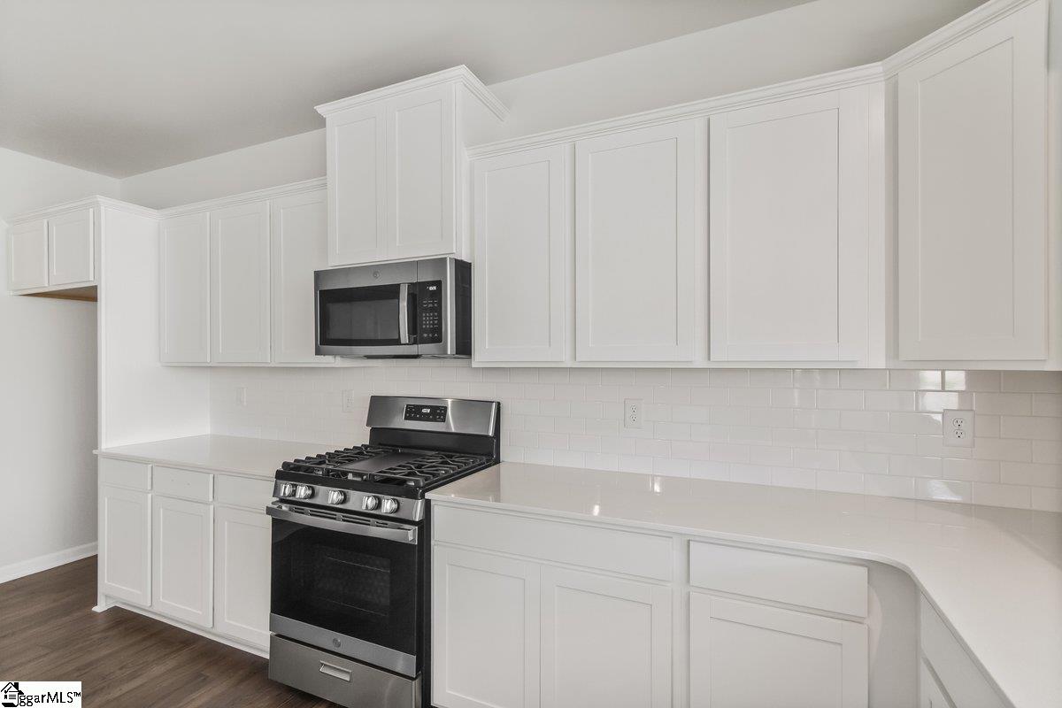 18 Stumphouse Street Greenville, SC 29607