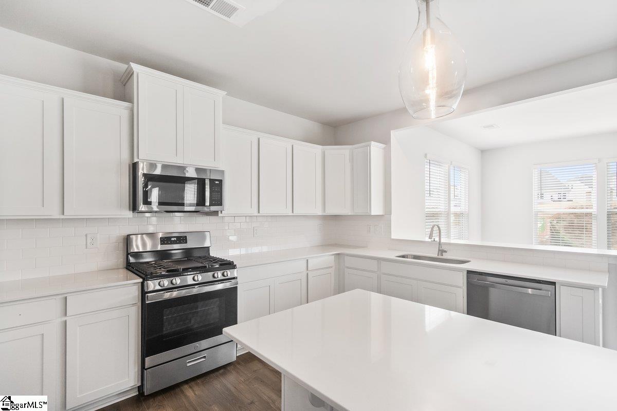 18 Stumphouse Street Greenville, SC 29607