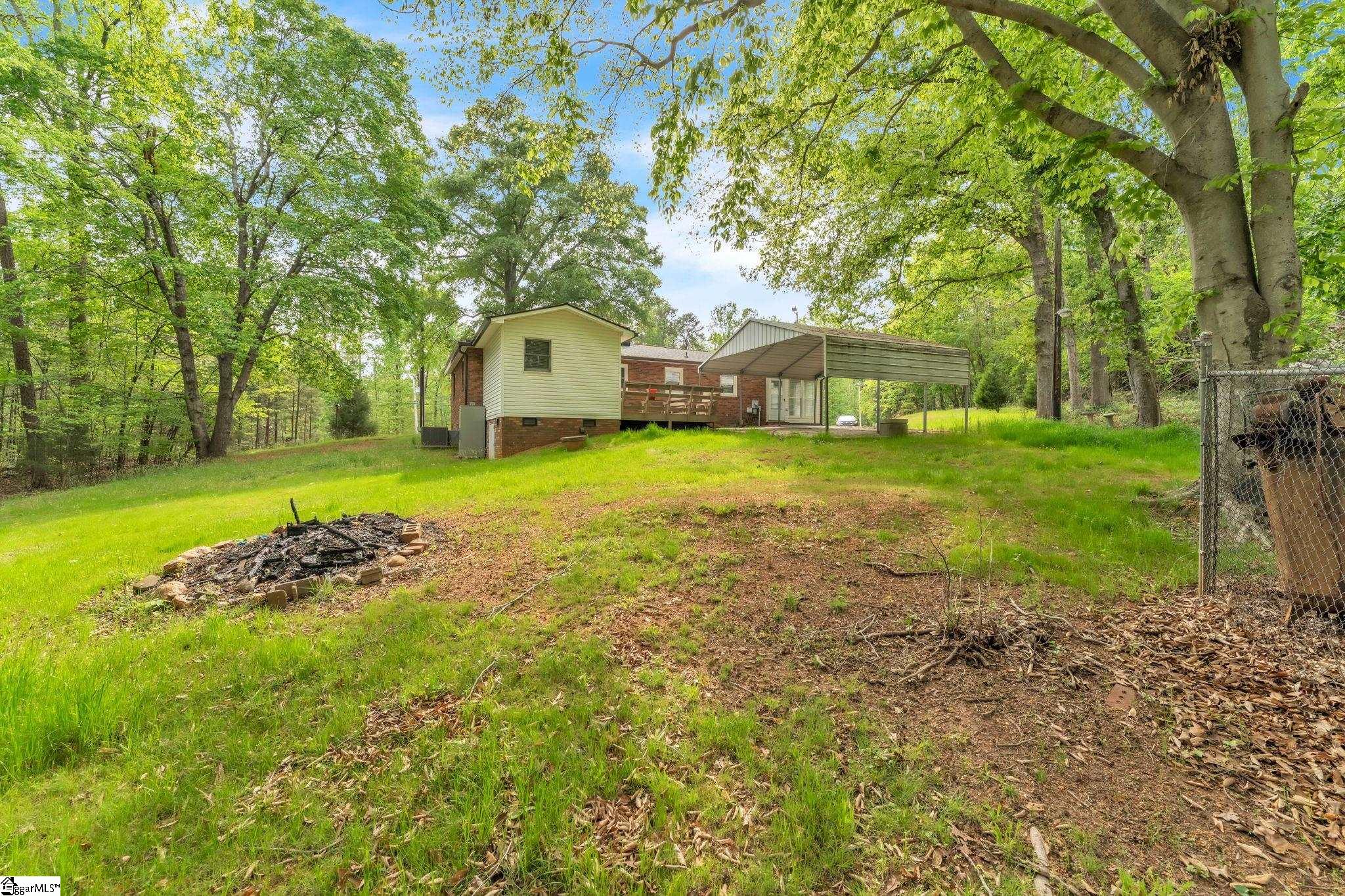 4921 S Pine Street Spartanburg, SC 29302