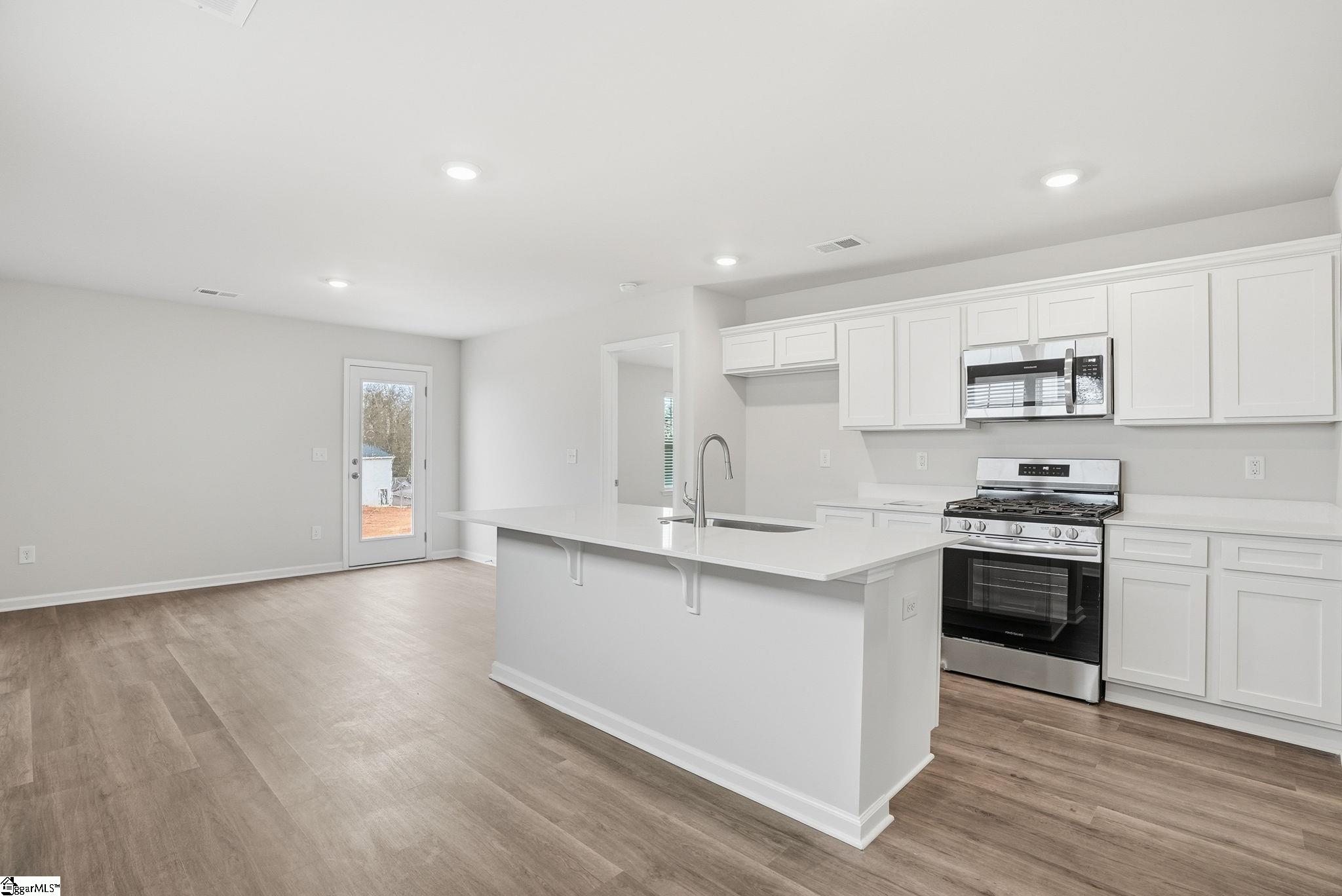25 New Dunham Bridge Road Greenville, SC 29611