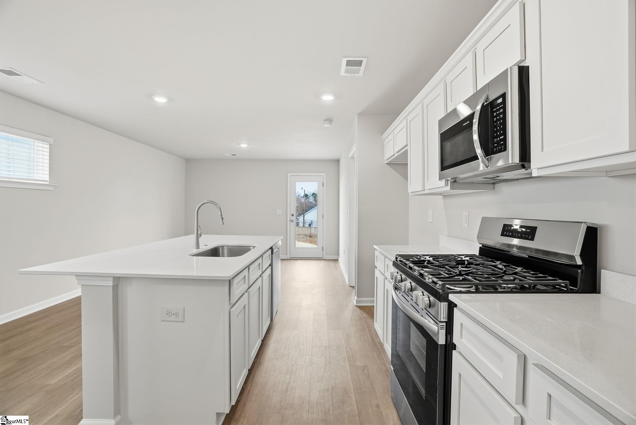 25 New Dunham Bridge Road Greenville, SC 29611