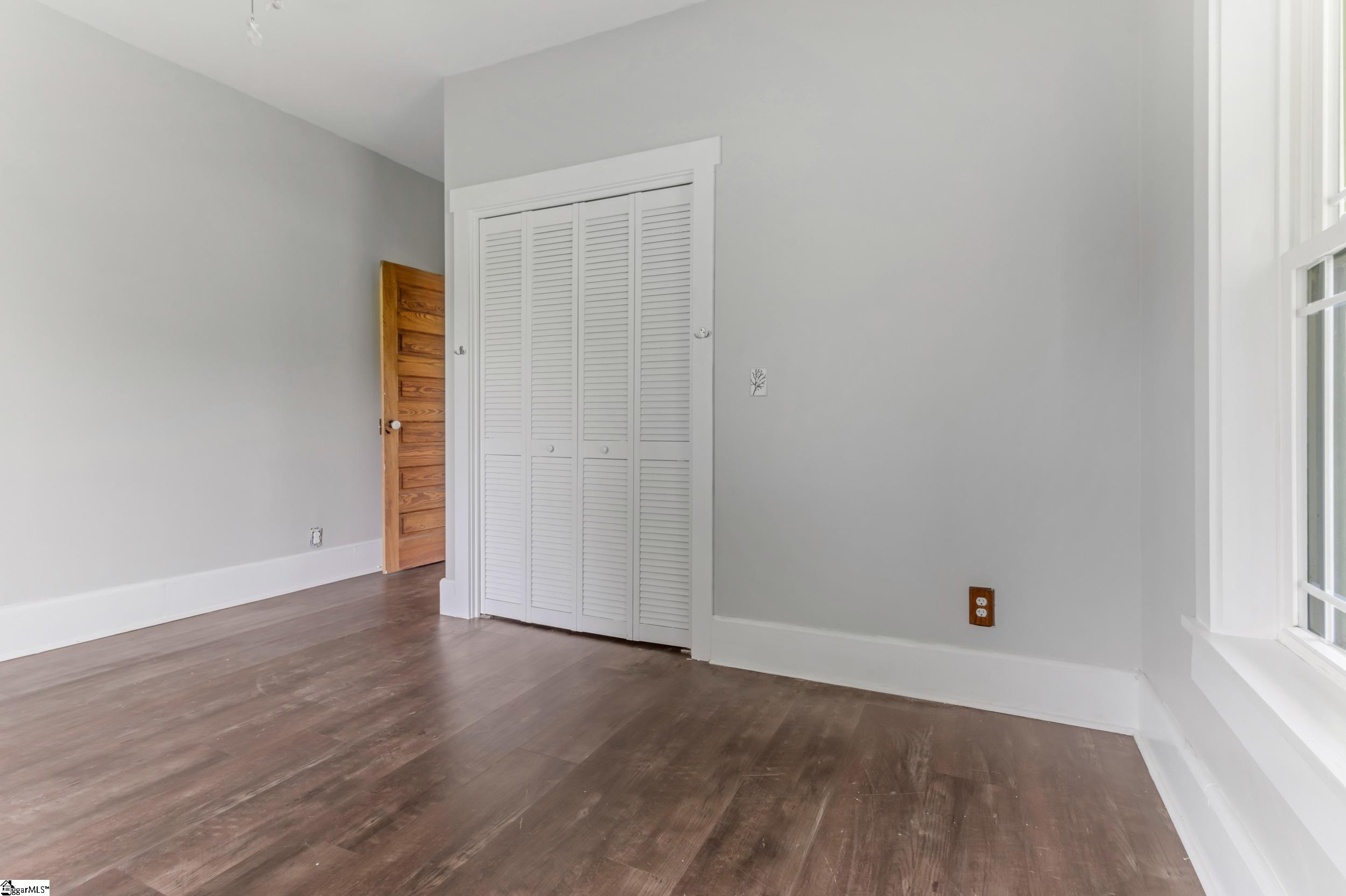 211 Minus Street Greenville, SC 29601