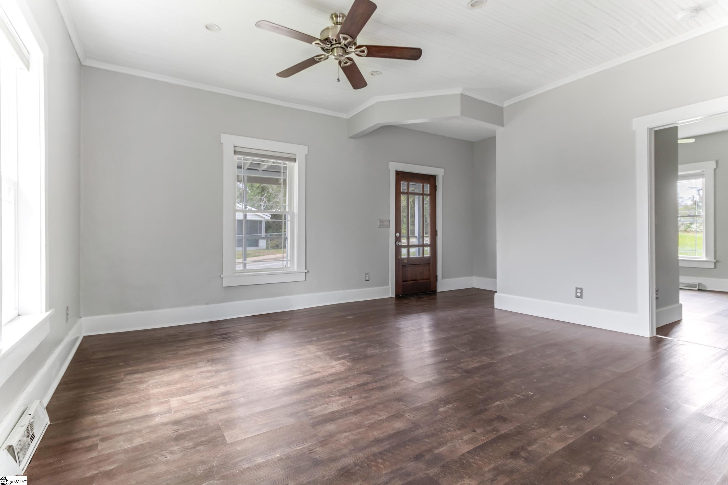 211 Minus Street Greenville, SC 29601