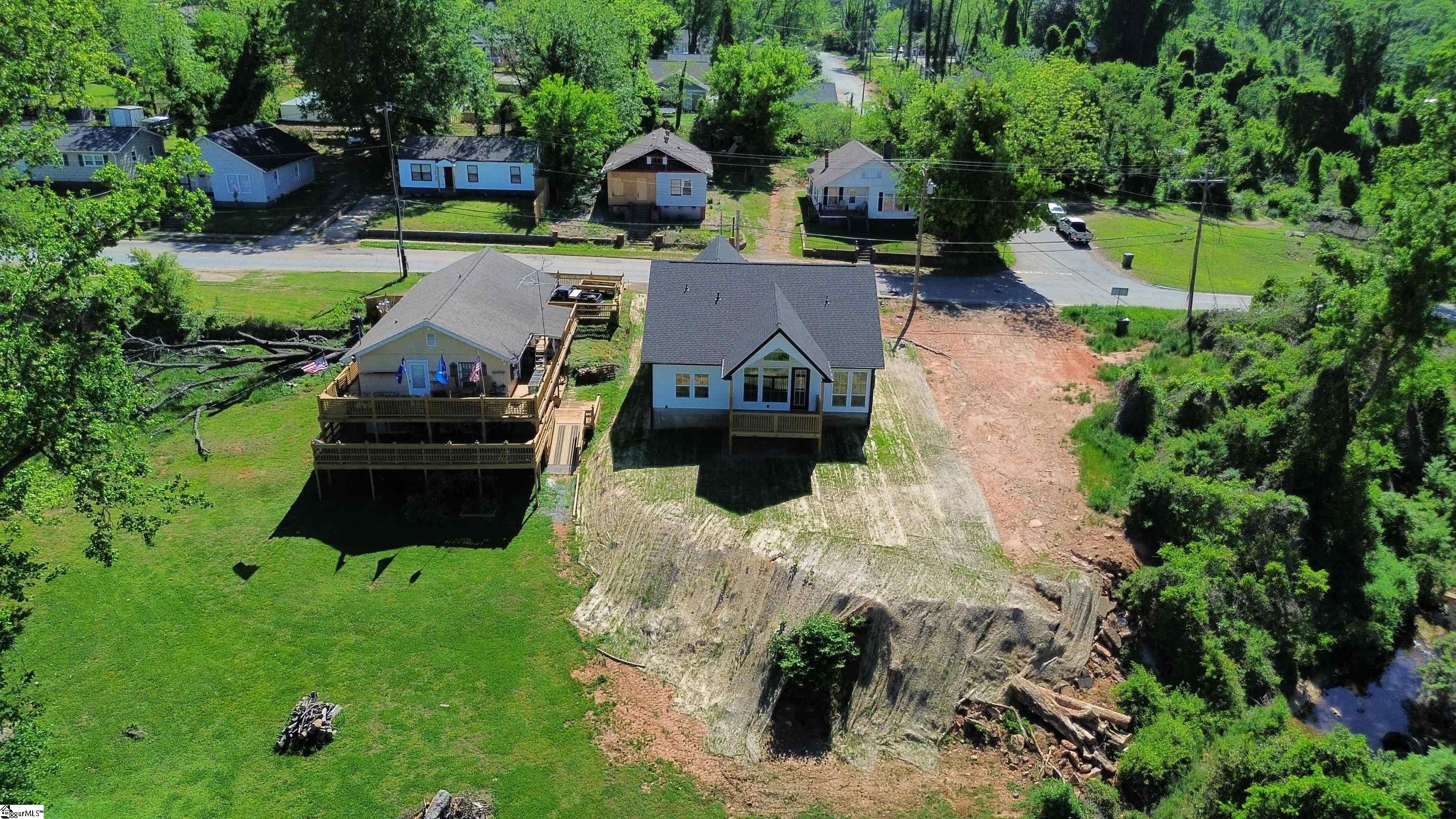 193 W Wood Street Spartanburg, SC 29303