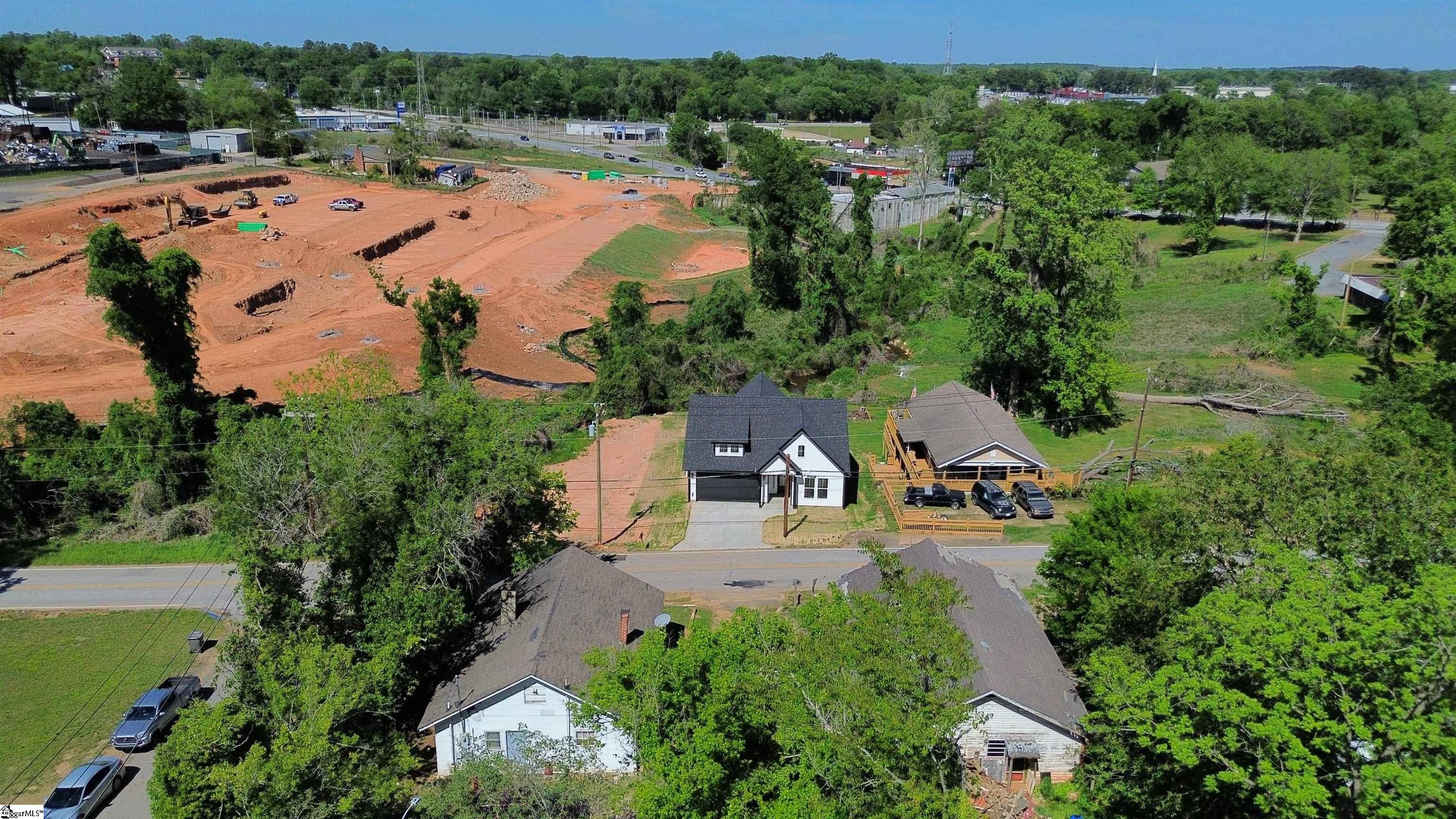 193 W Wood Street Spartanburg, SC 29303