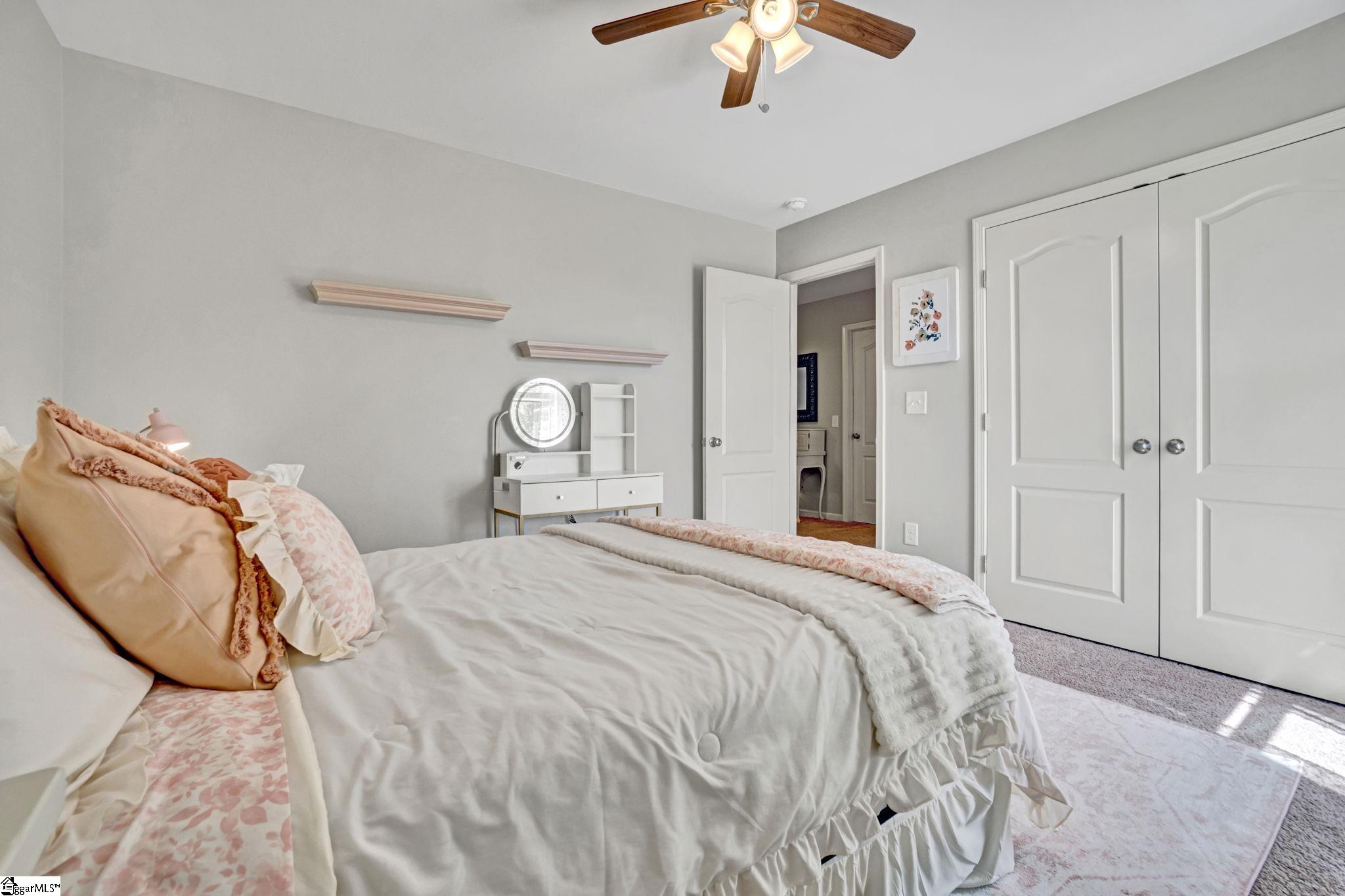 819 Asheton Commons Lane Simpsonville, SC 29681