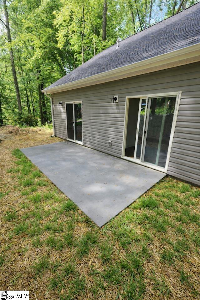 180 Anita Drive Spartanburg, SC 29302