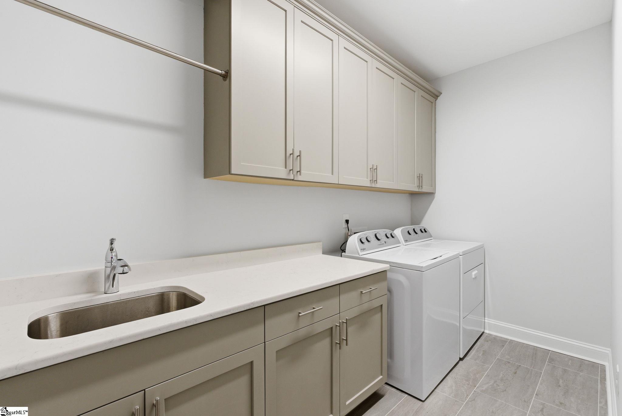 18 Peckham Street Greenville, SC 29607