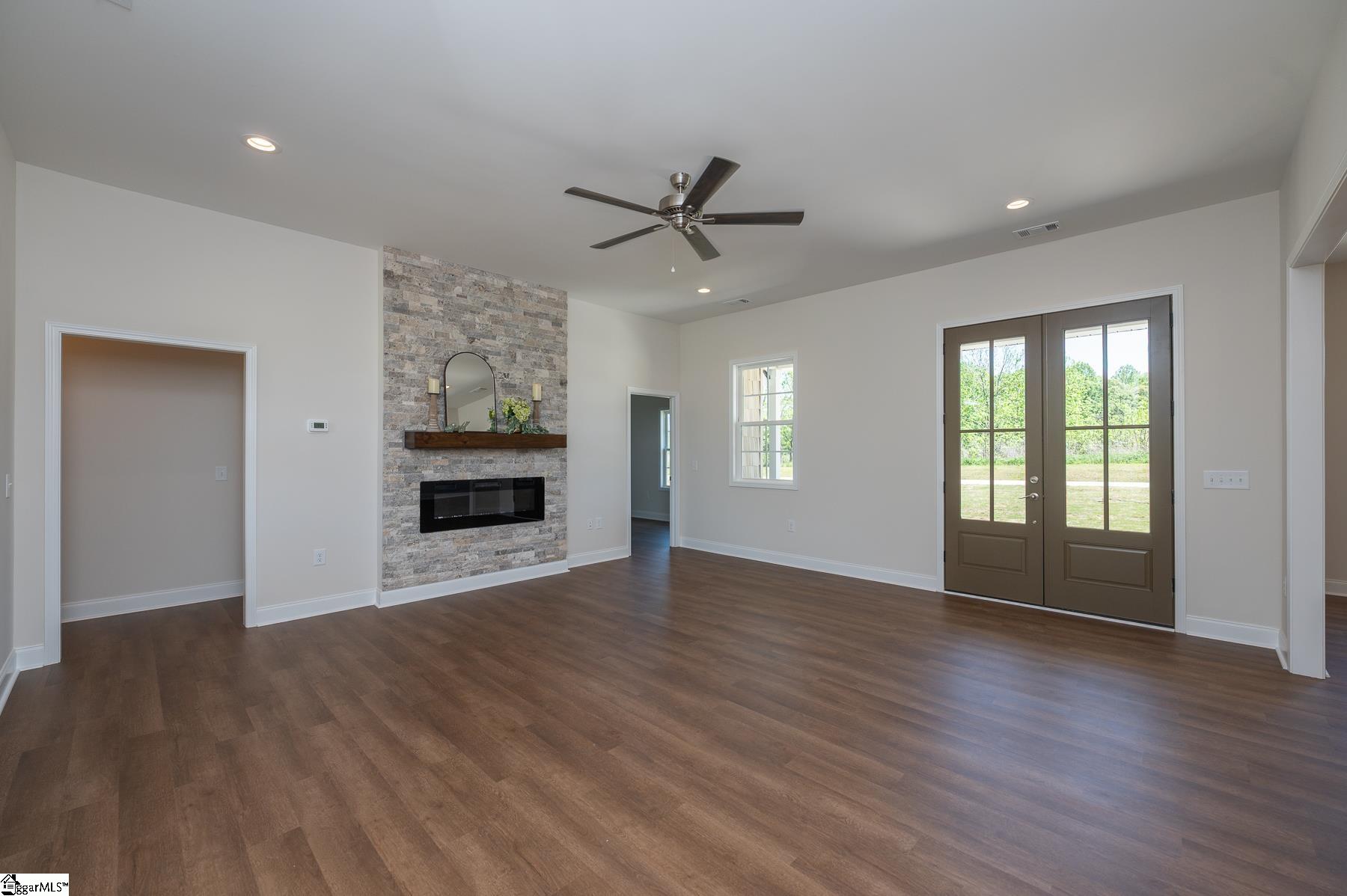 711 Hidden Falls Drive West Union, SC 29696