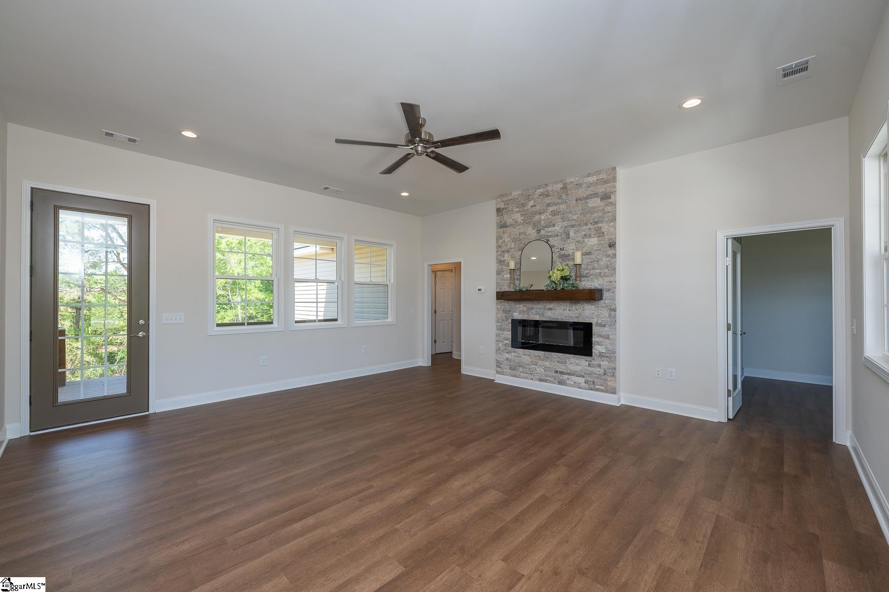 711 Hidden Falls Drive West Union, SC 29696