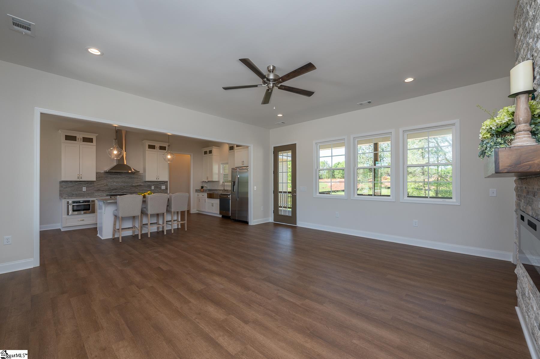 711 Hidden Falls Drive West Union, SC 29696