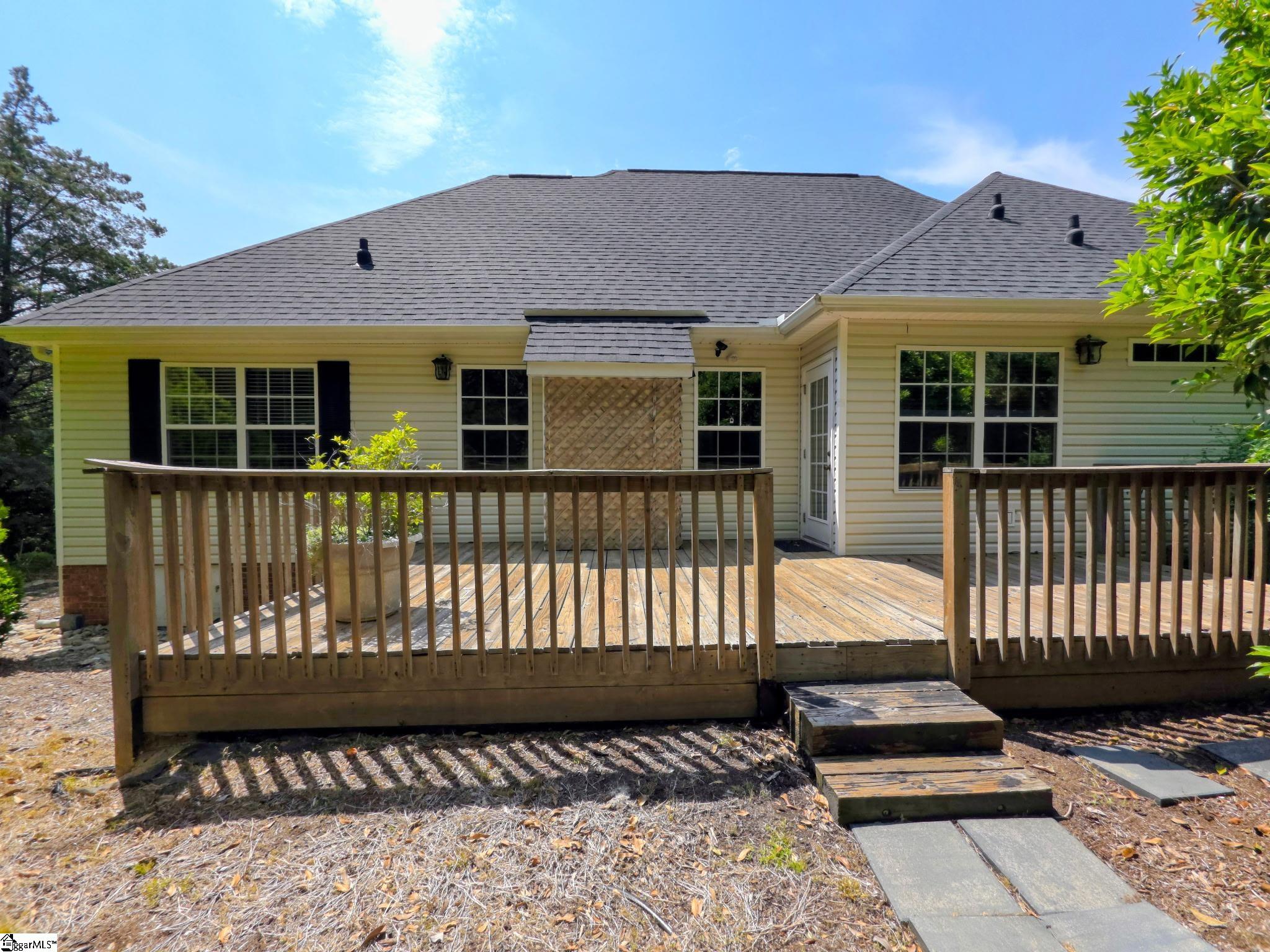 314 Winding Brook Court Greenville, SC 29617
