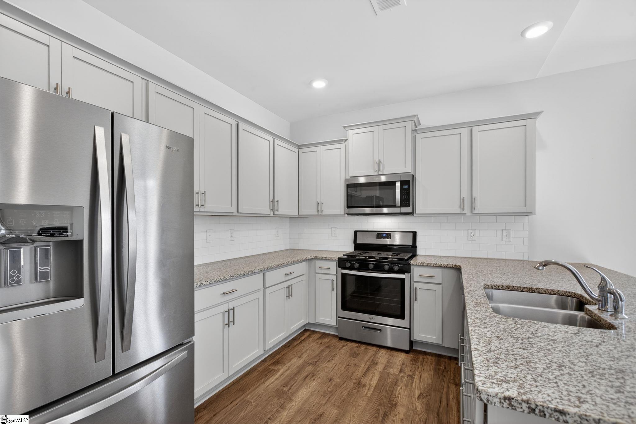 1095 Longstone Way Spartanburg, SC 29306-7101