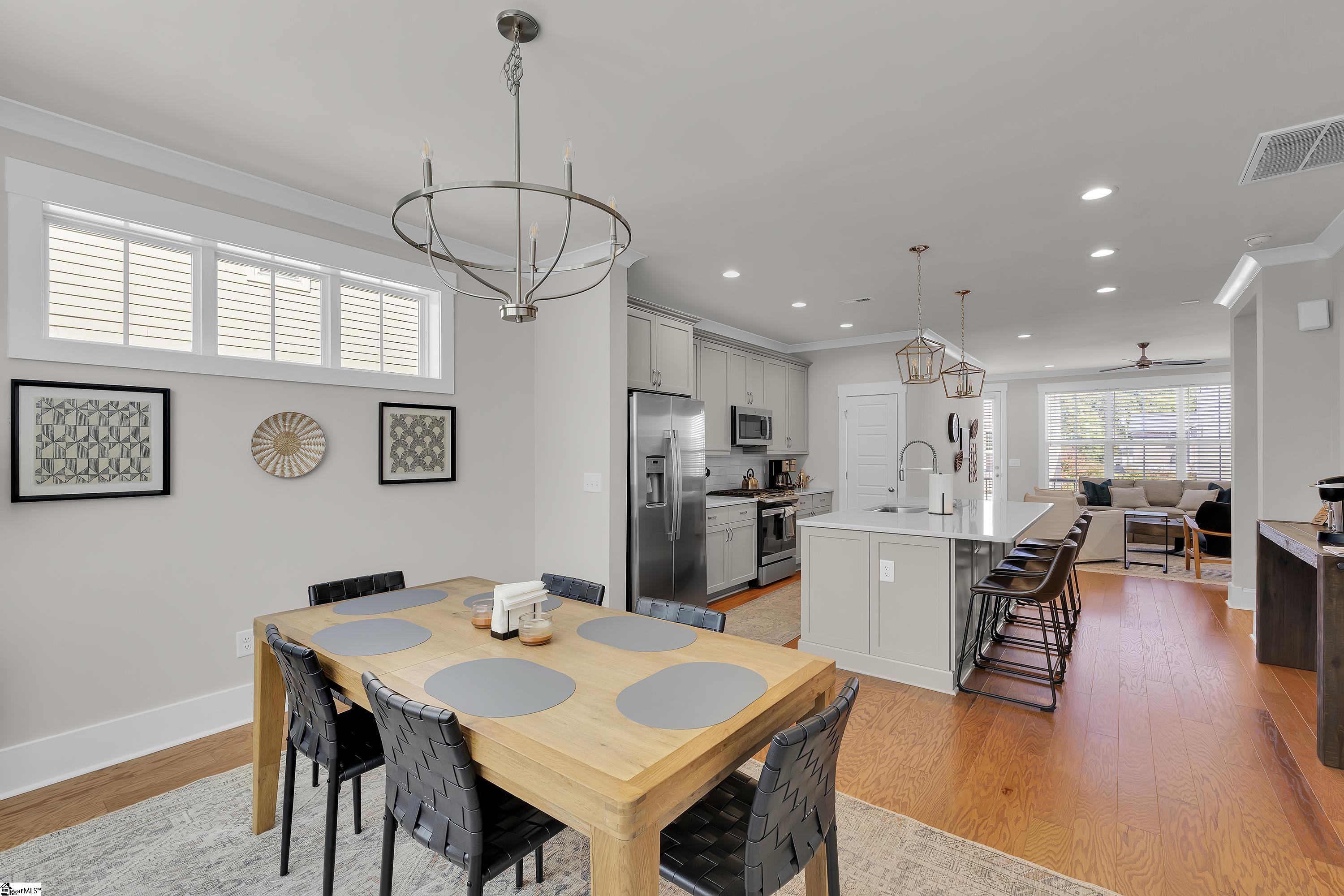 11 Keat Avenue Greenville, SC 29601