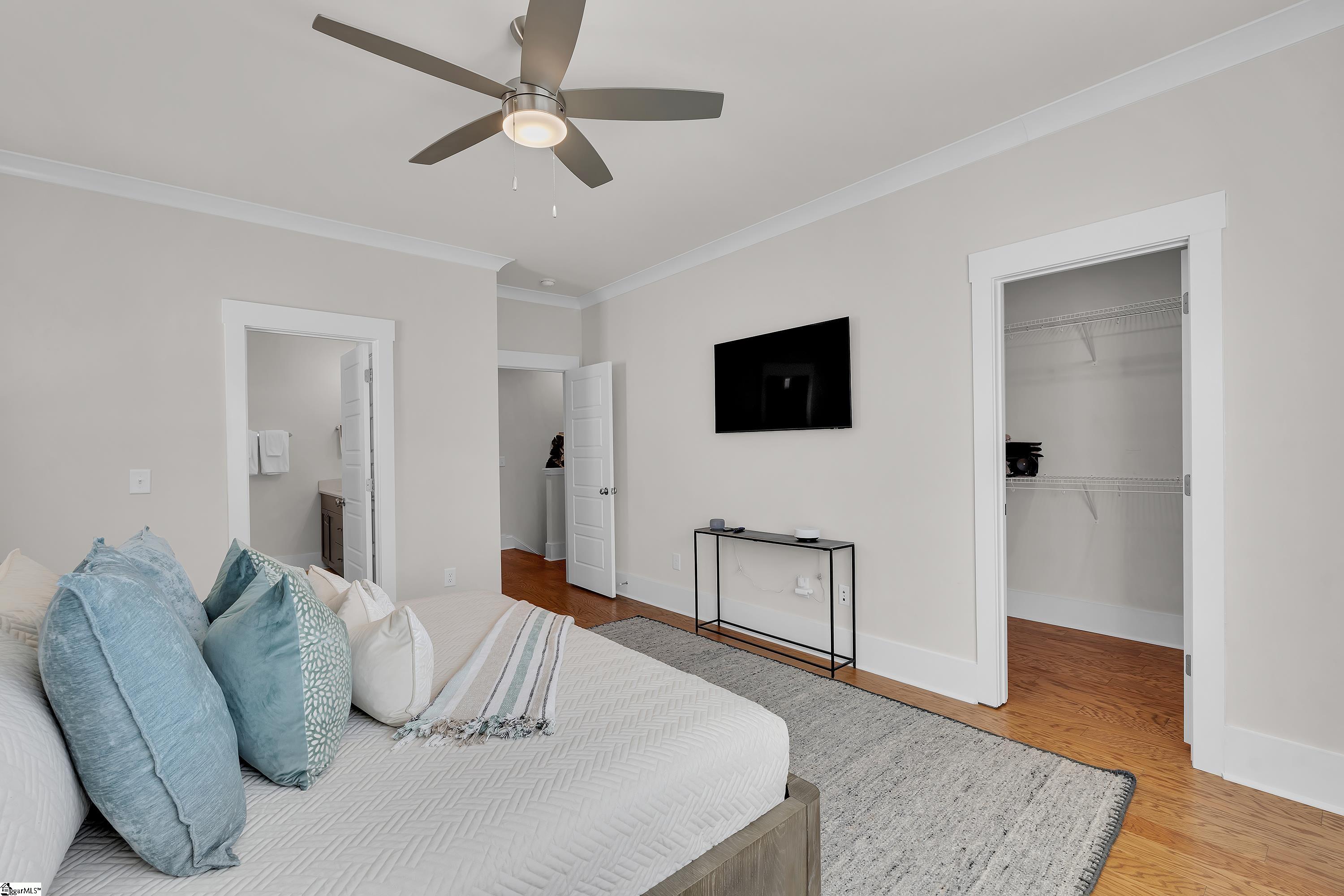 11 Keat Avenue Greenville, SC 29601