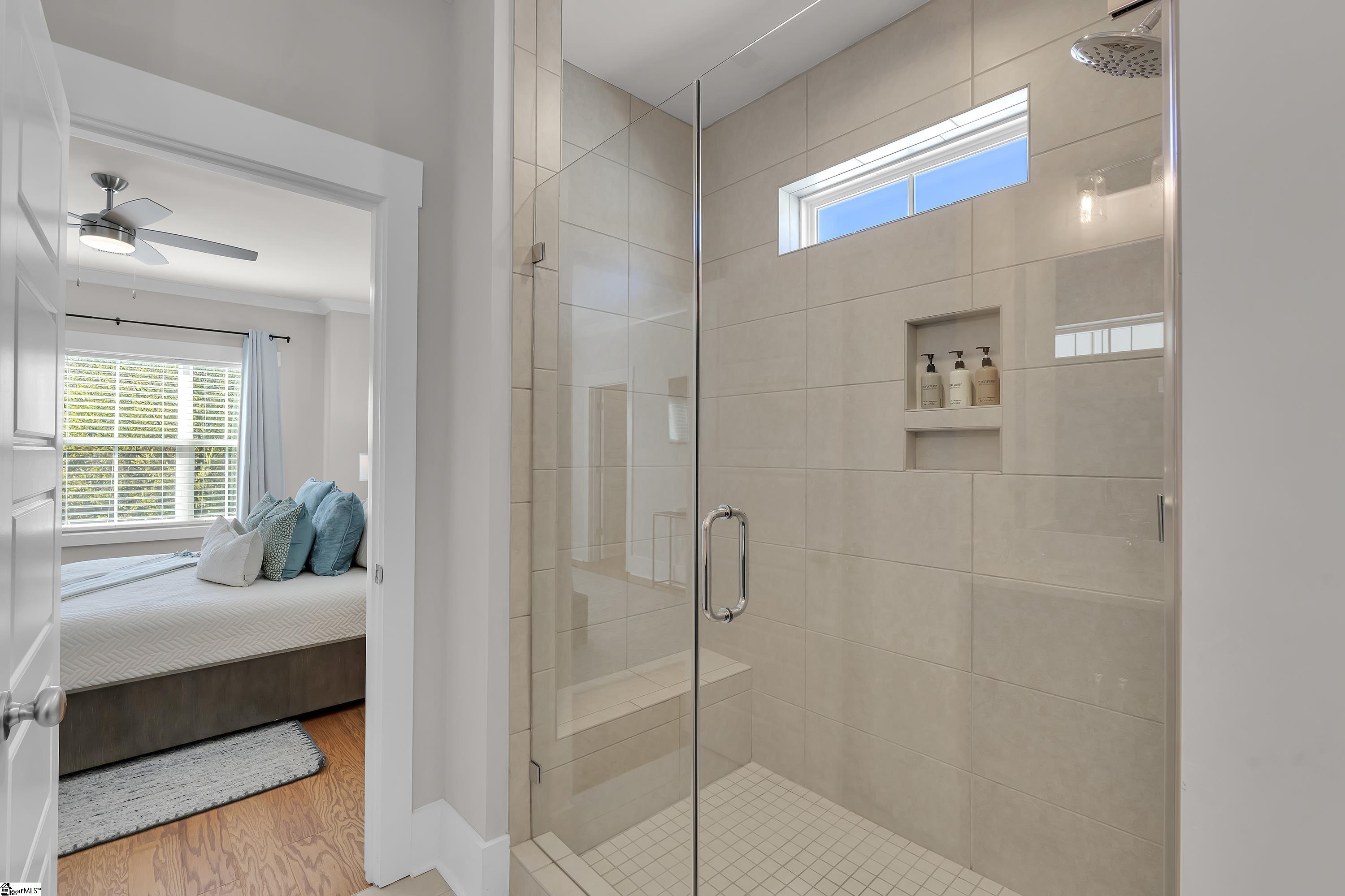 11 Keat Avenue Greenville, SC 29601