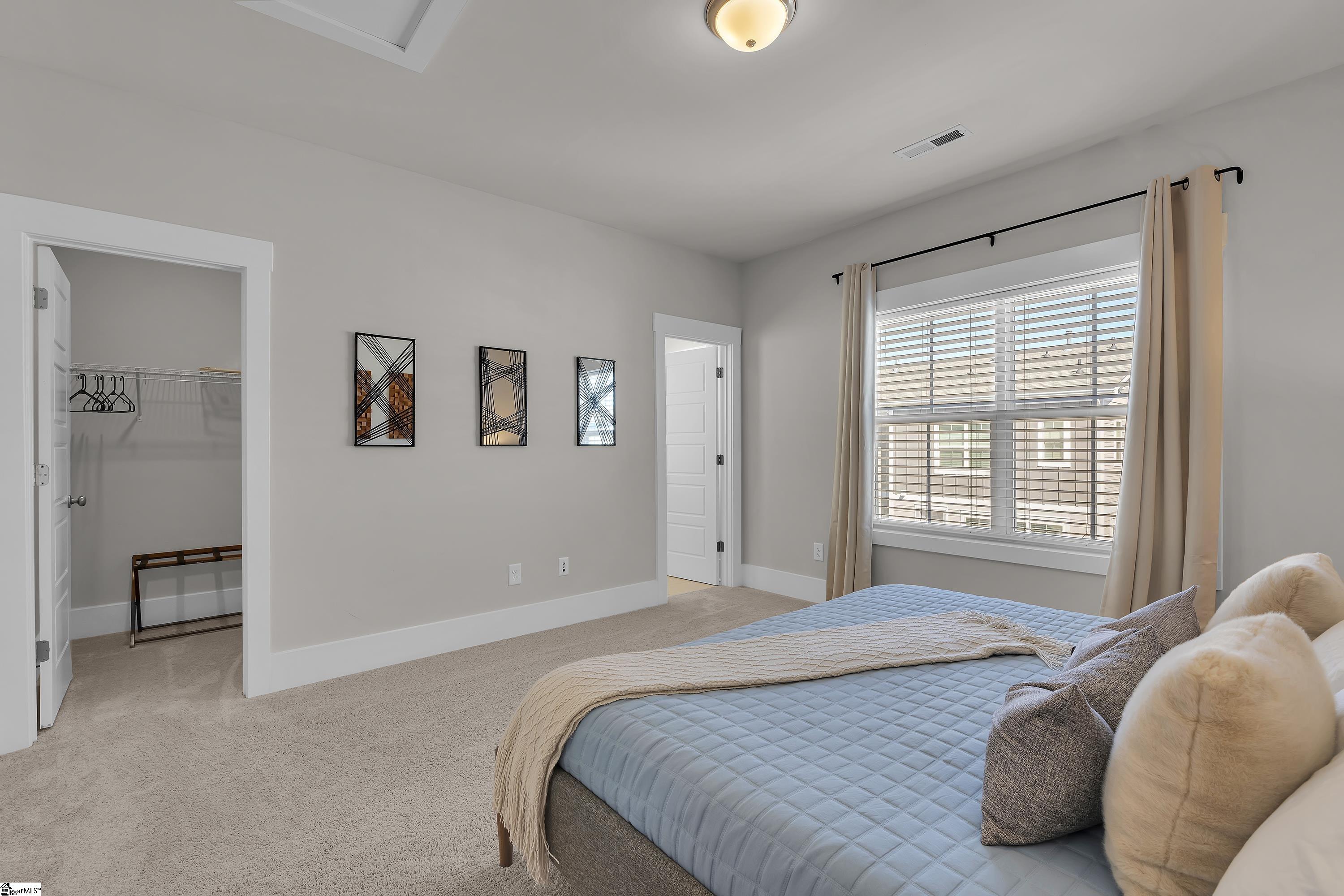 11 Keat Avenue Greenville, SC 29601