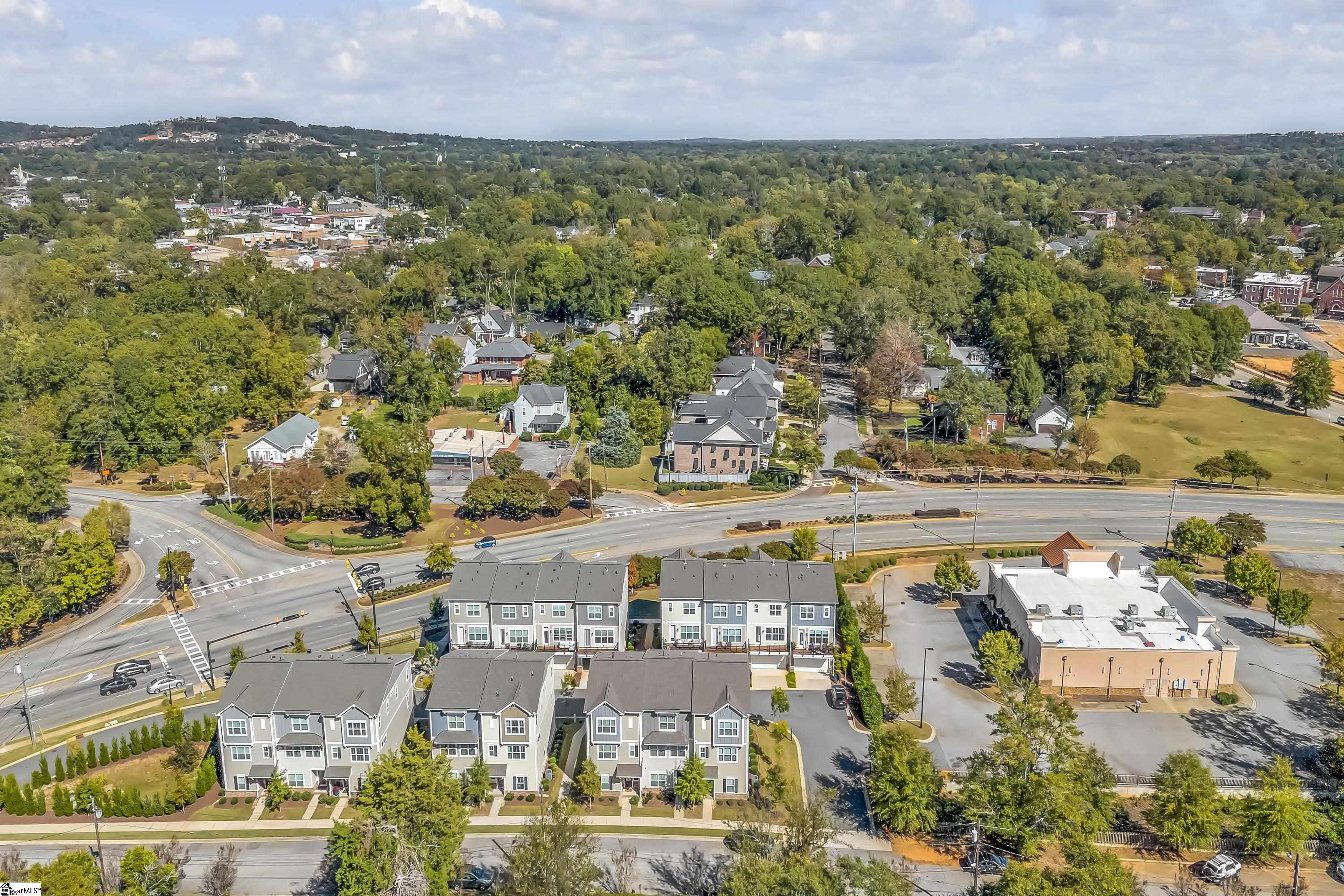 11 Keat Avenue Greenville, SC 29601