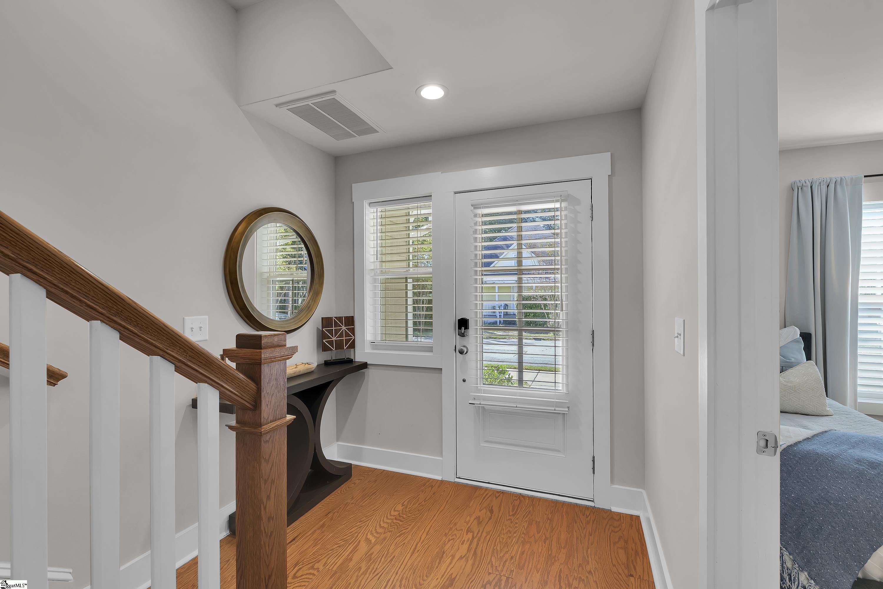 11 Keat Avenue Greenville, SC 29601
