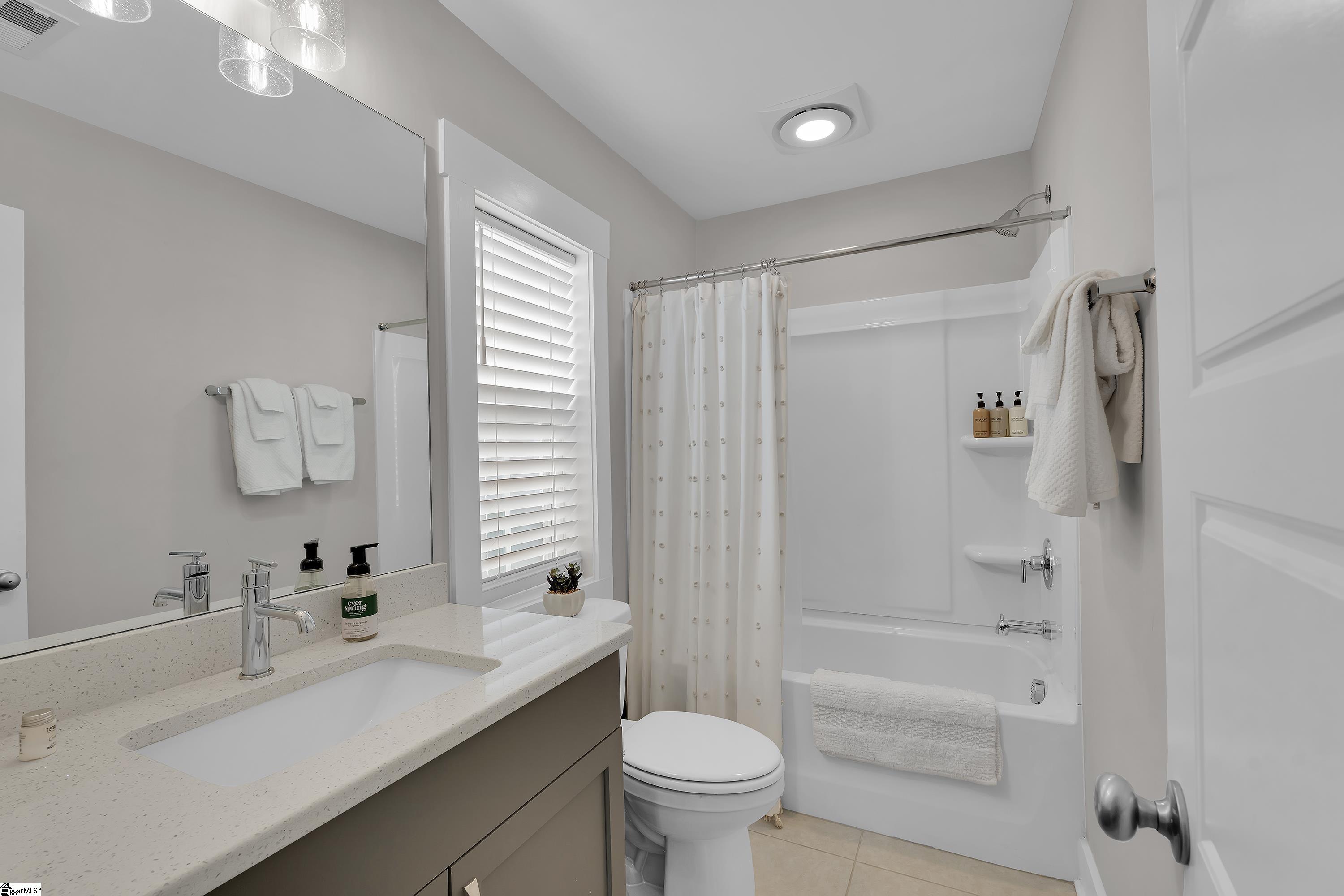 11 Keat Avenue Greenville, SC 29601