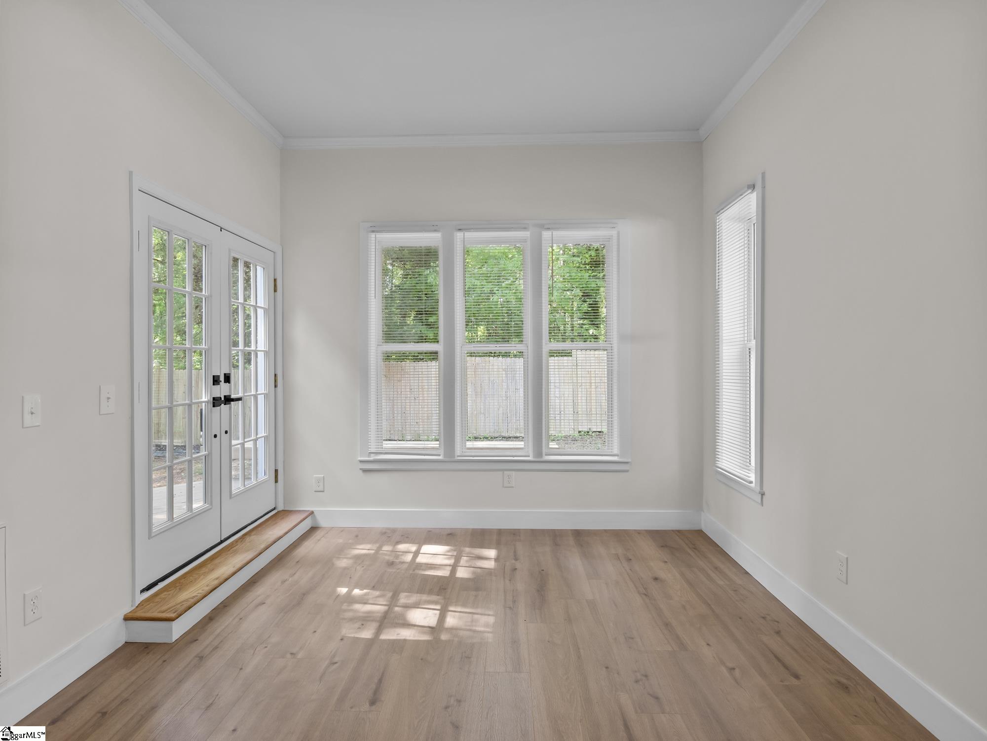 21298 E Highway Laurens, SC 29360