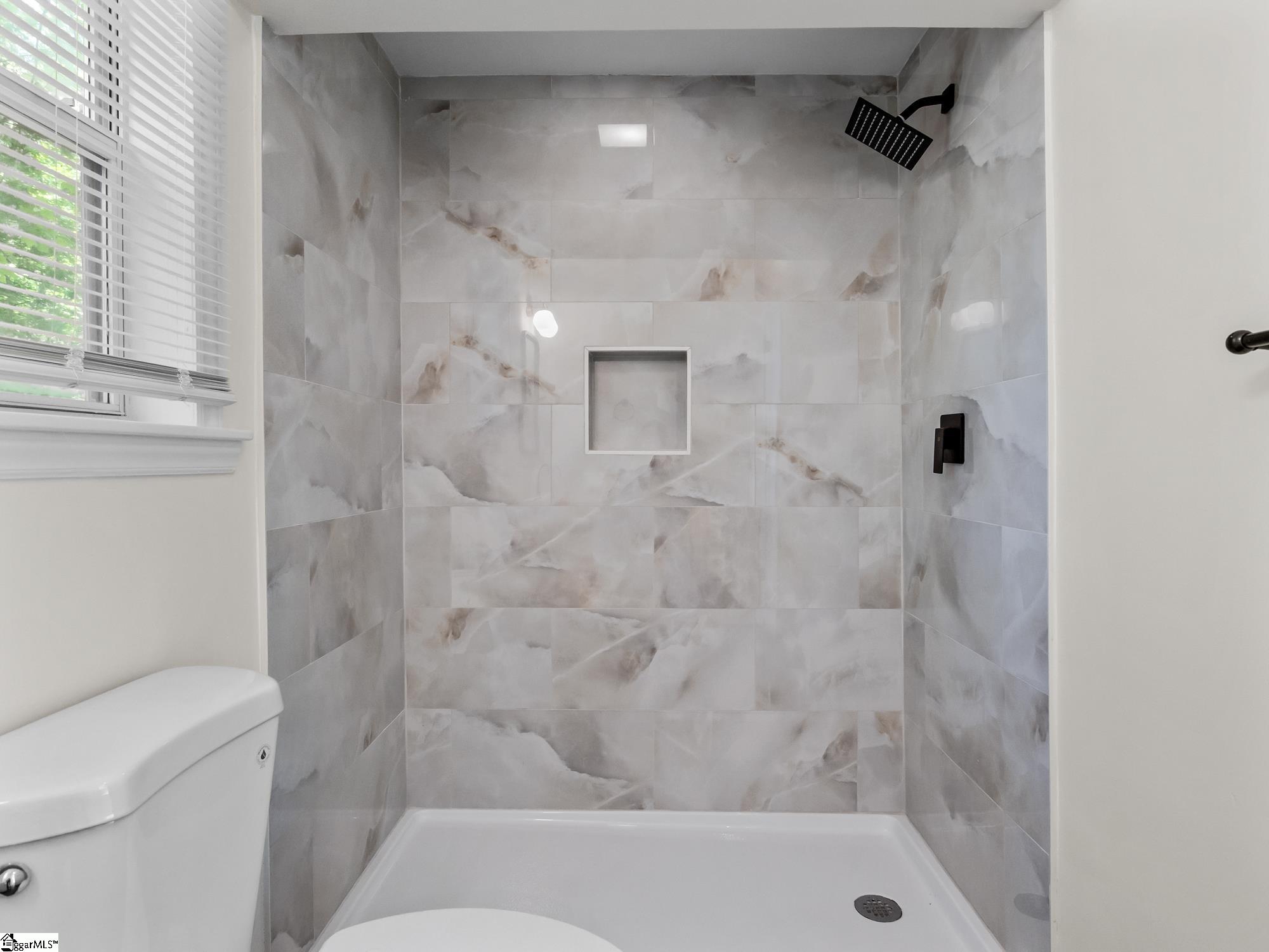 21298 E Highway Laurens, SC 29360