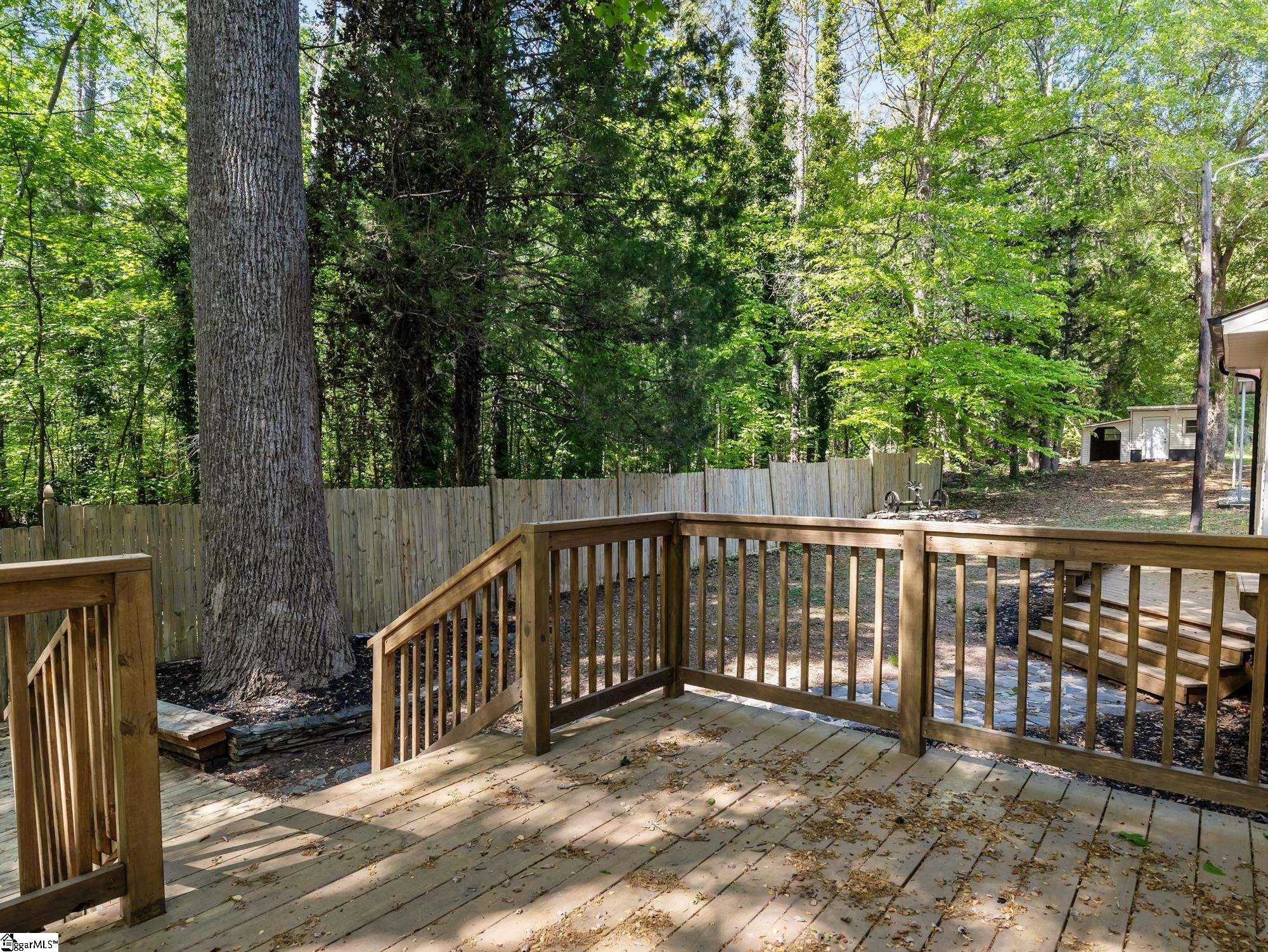 21298 E Highway Laurens, SC 29360