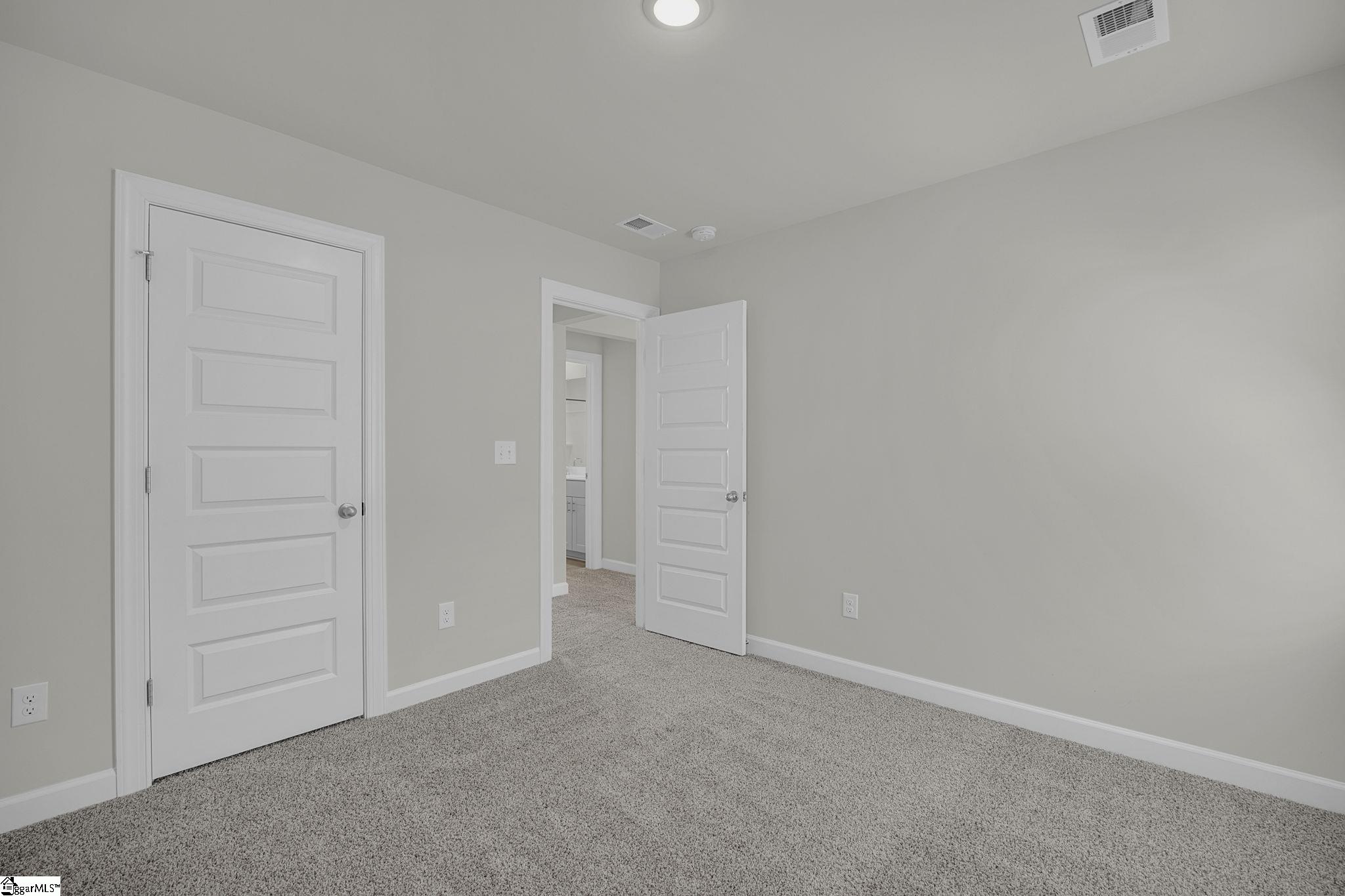 214 Coulter Court Pendelton, SC 29670