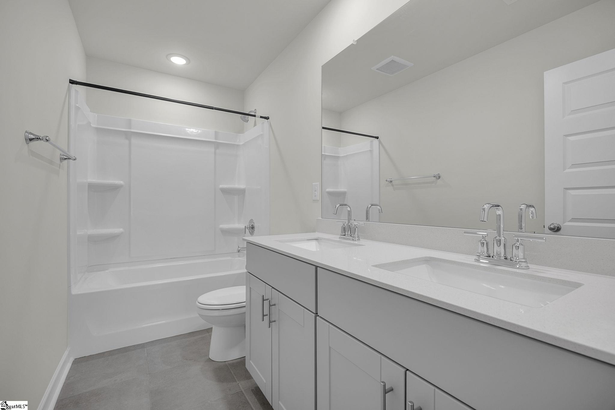214 Coulter Court Pendelton, SC 29670