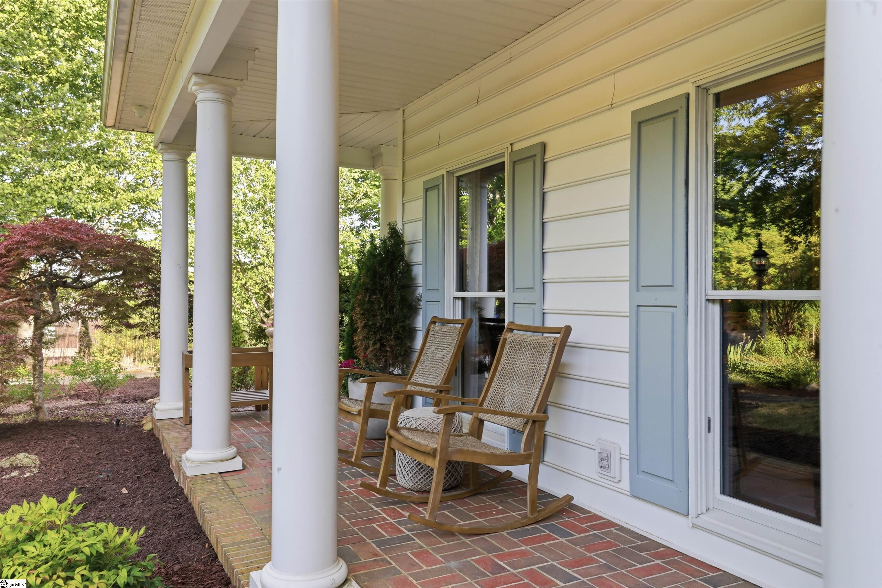 5 Paris Glen Way Greenville, SC 29609