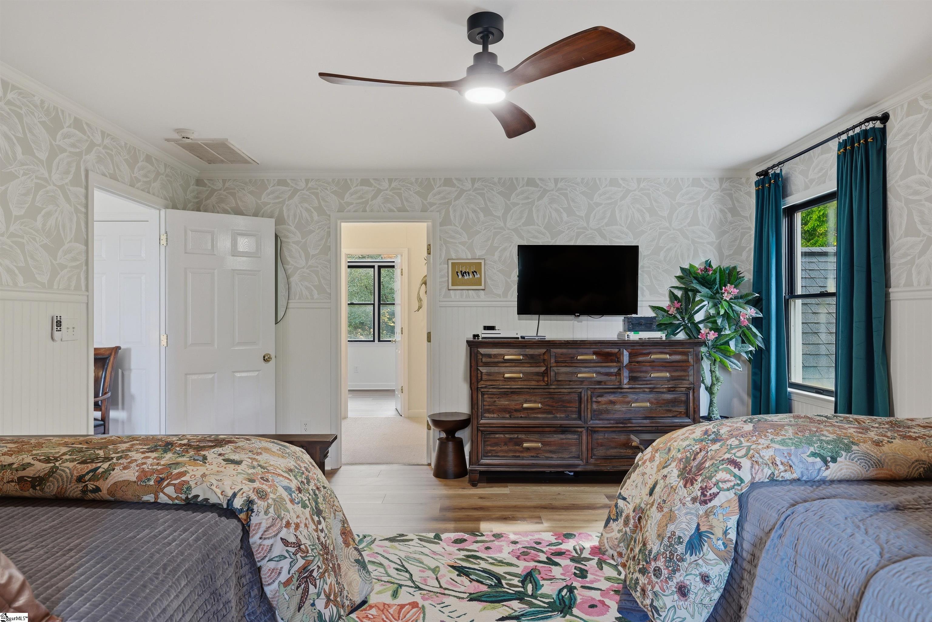 5 Paris Glen Way Greenville, SC 29609