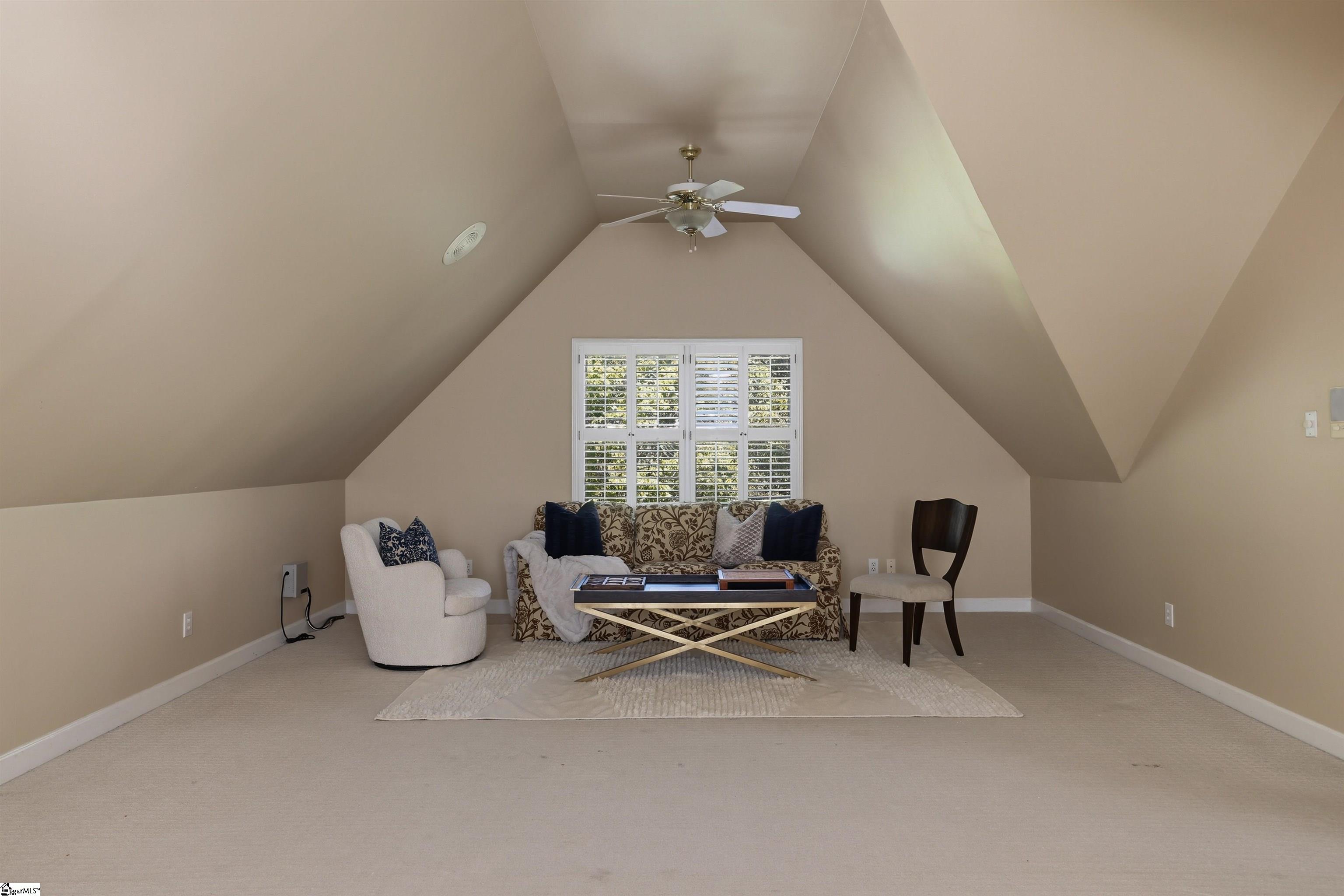 5 Paris Glen Way Greenville, SC 29609