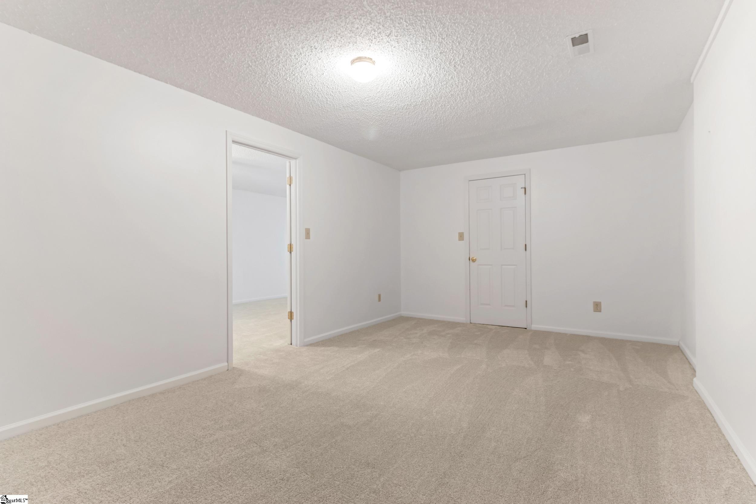 107 South Pointe Court Moore, SC 29369