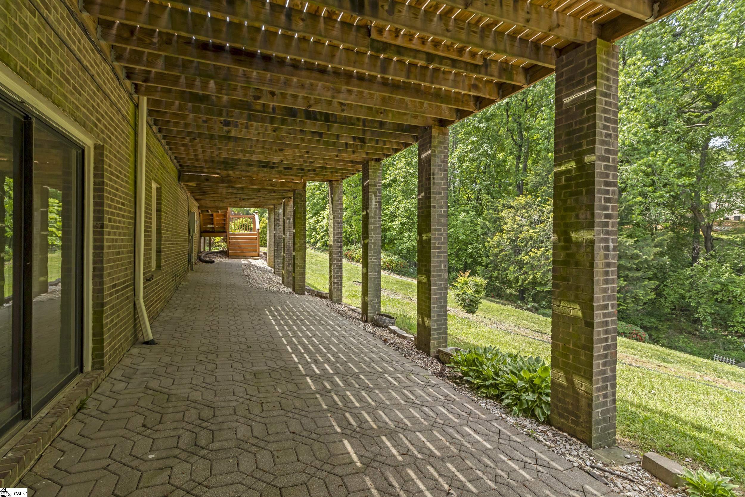 107 South Pointe Court Moore, SC 29369