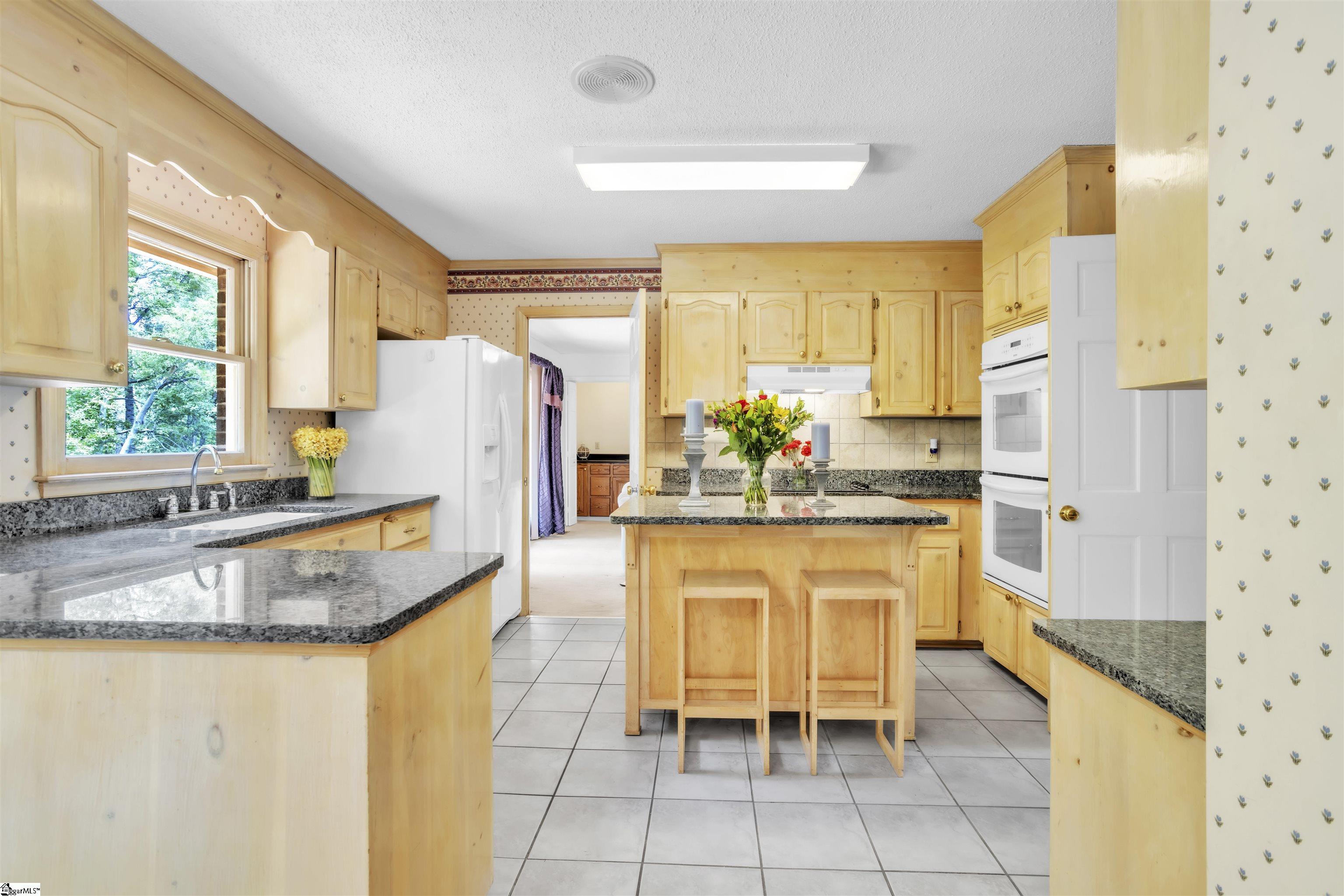 107 South Pointe Court Moore, SC 29369