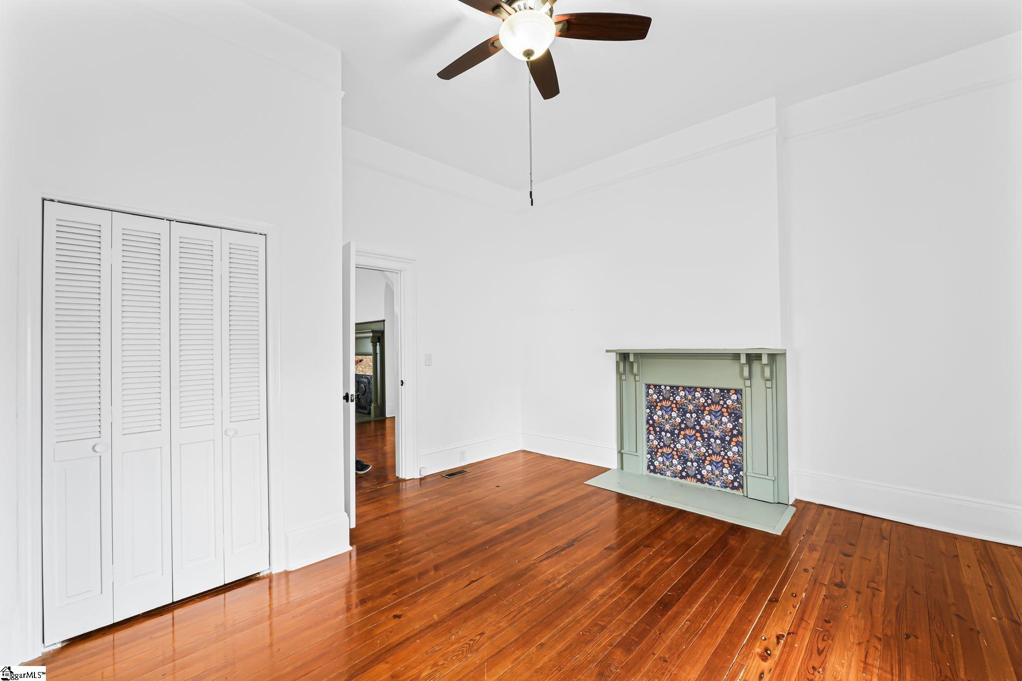 117 Asbury Avenue Greenville, SC 29601