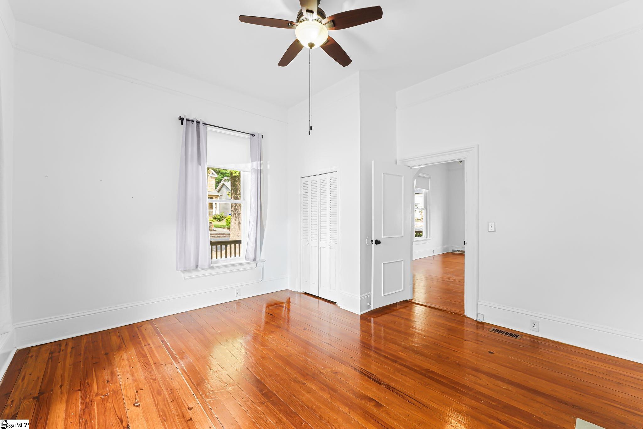 117 Asbury Avenue Greenville, SC 29601