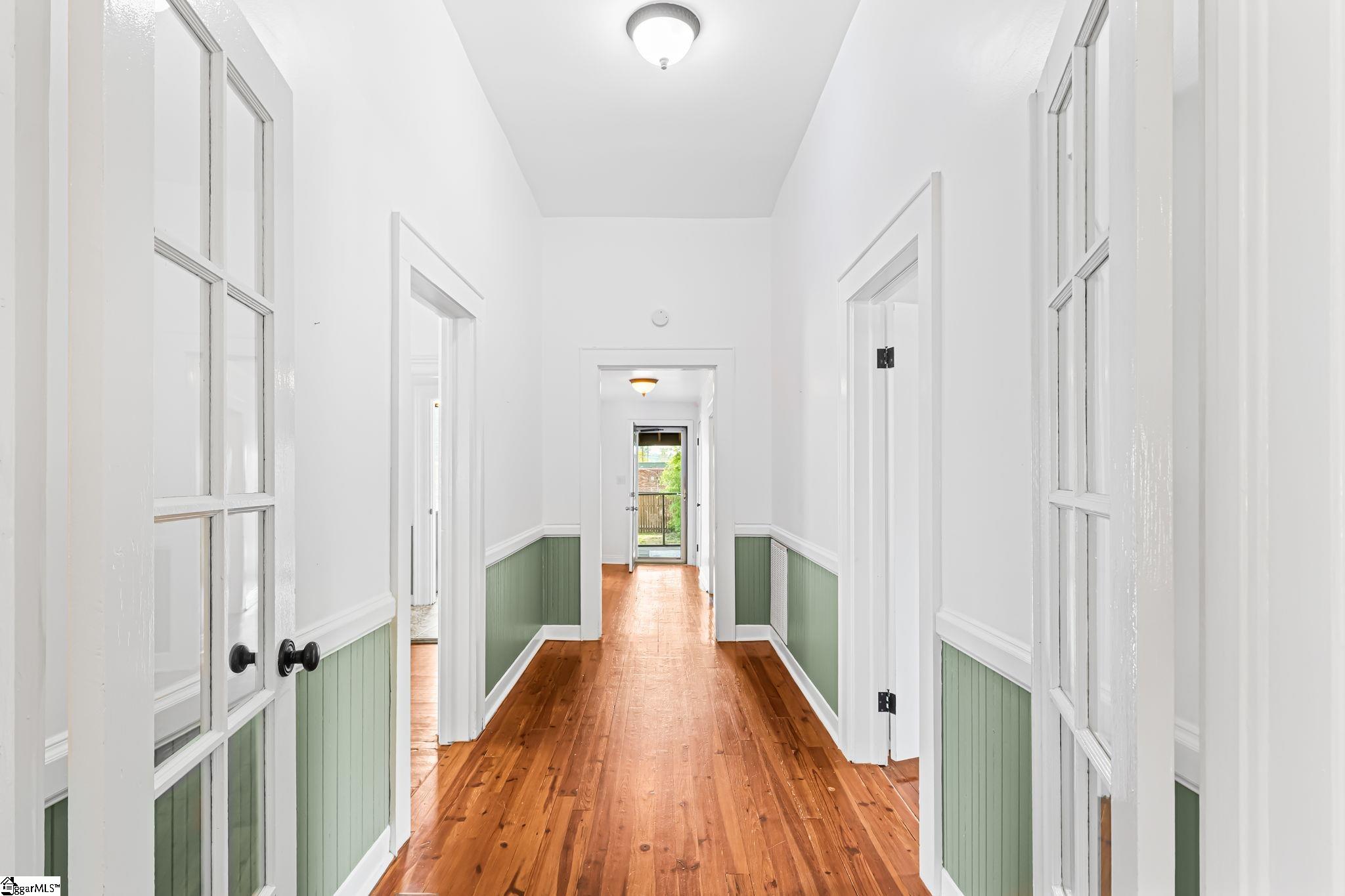117 Asbury Avenue Greenville, SC 29601