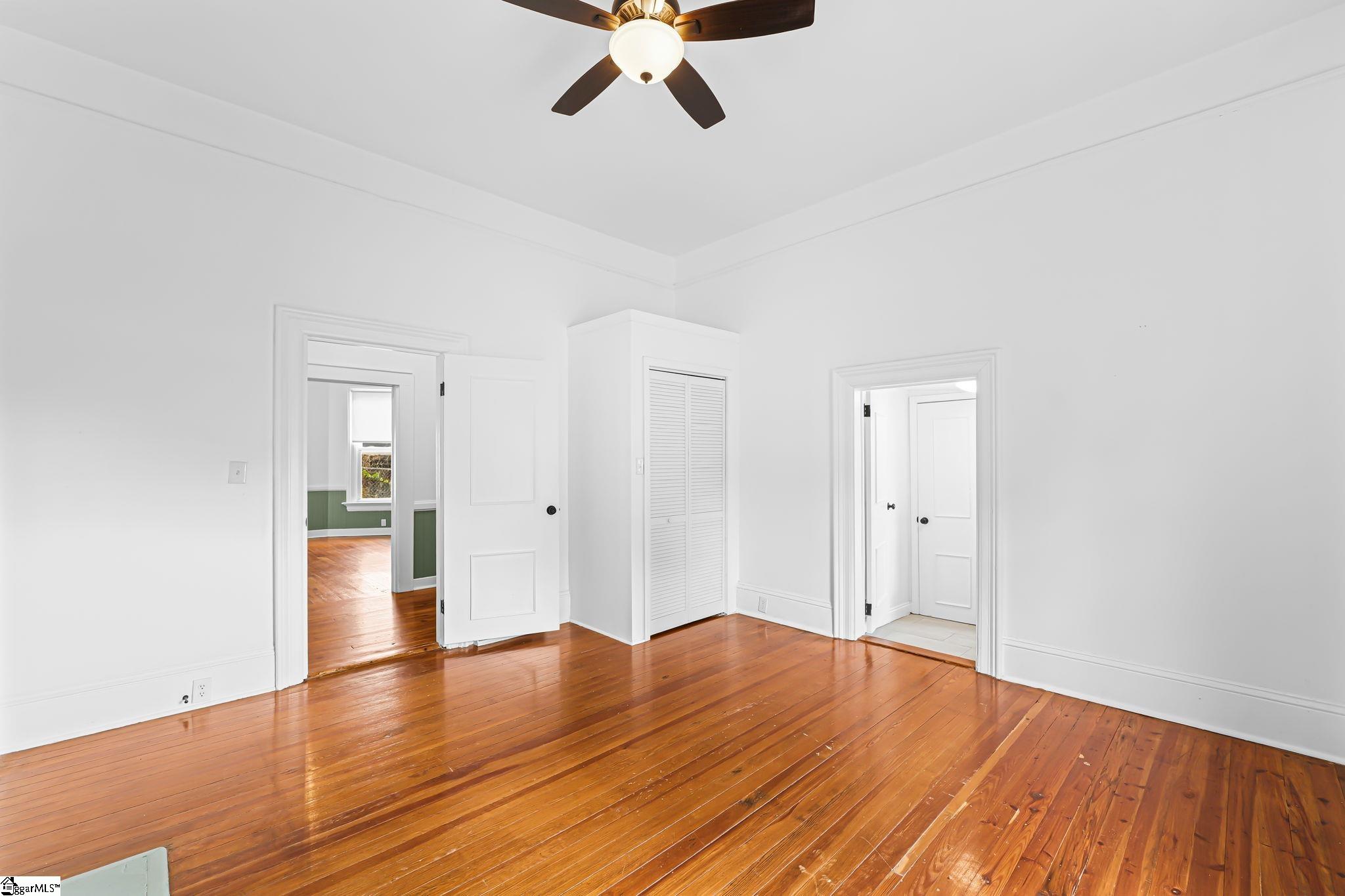 117 Asbury Avenue Greenville, SC 29601