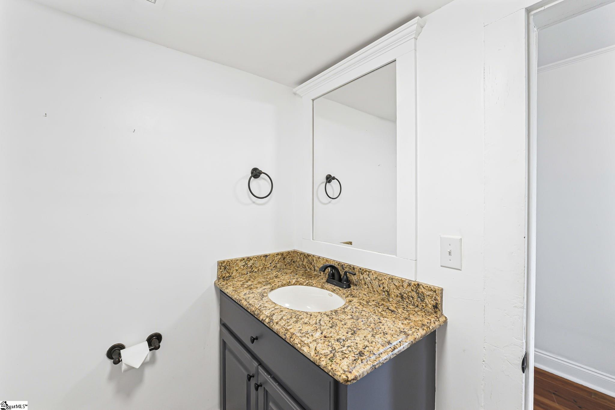 117 Asbury Avenue Greenville, SC 29601