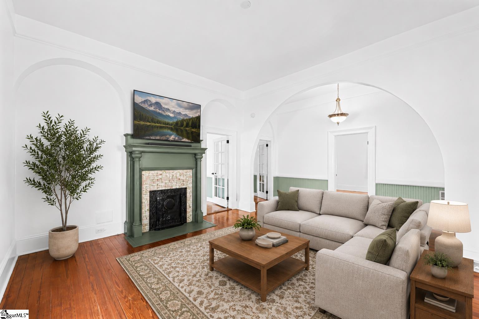 117 Asbury Avenue Greenville, SC 29601