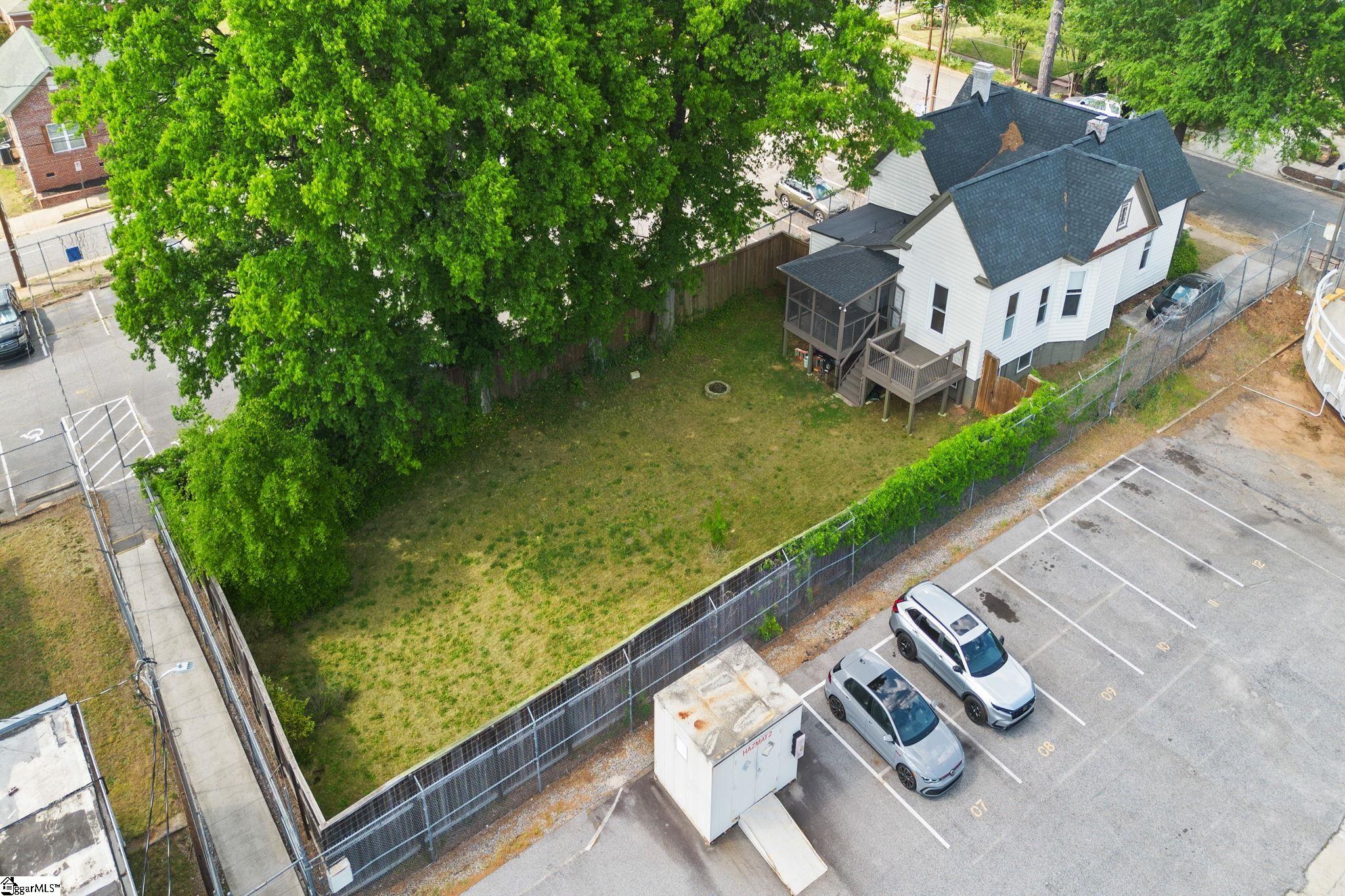 117 Asbury Avenue Greenville, SC 29601