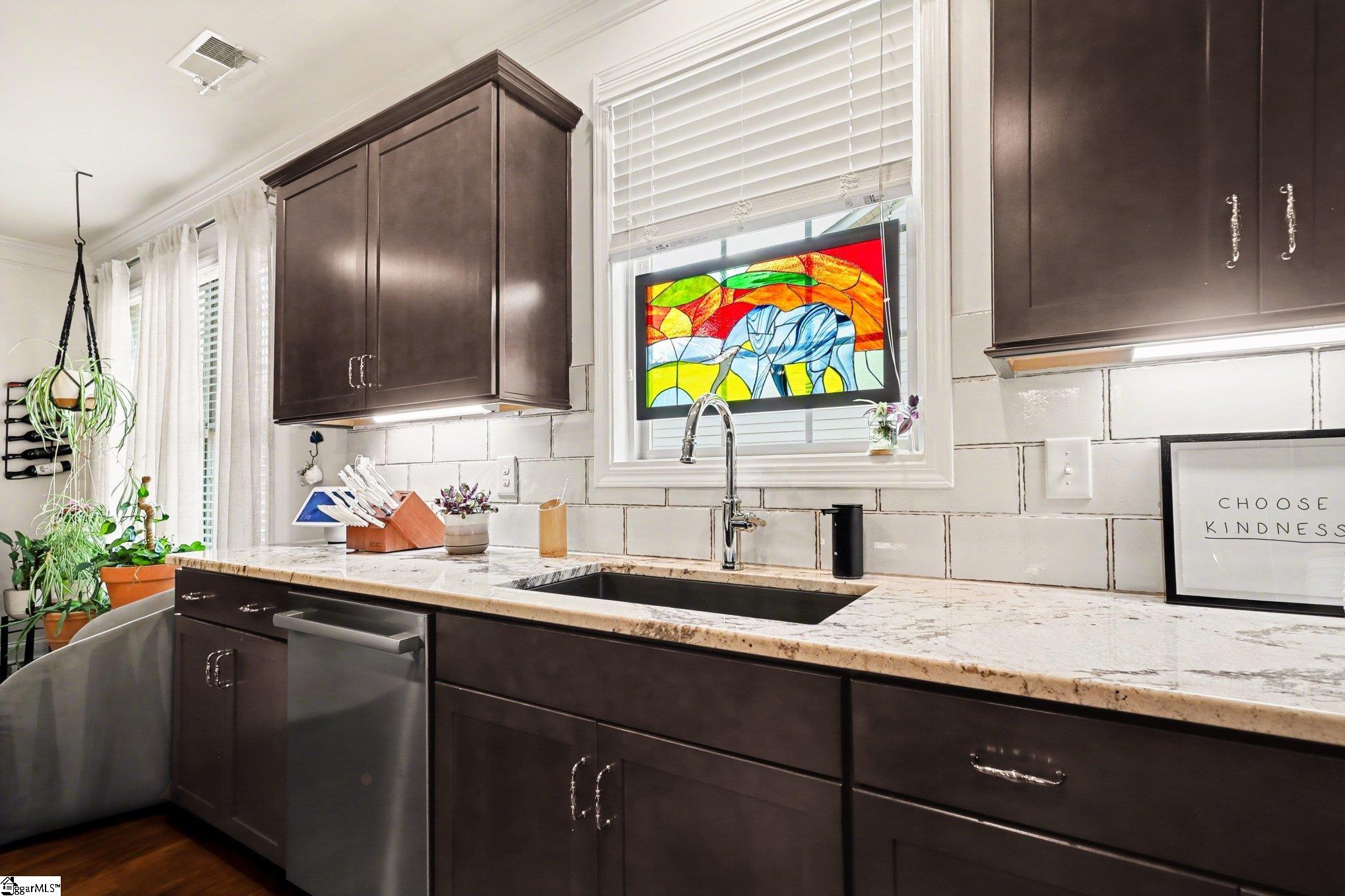 401 Woodland Oaks Court Simpsonville, SC 29681