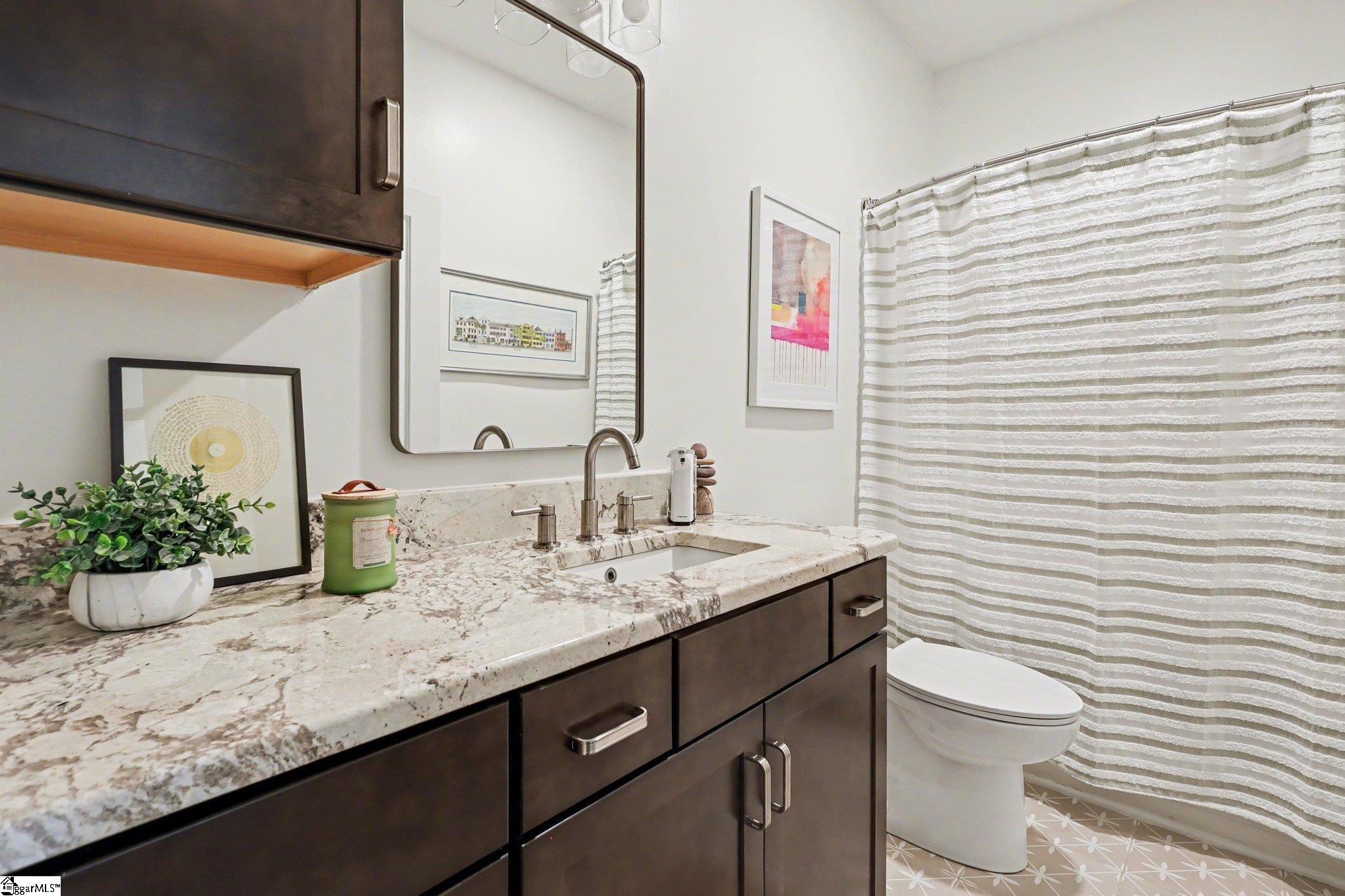 401 Woodland Oaks Court Simpsonville, SC 29681