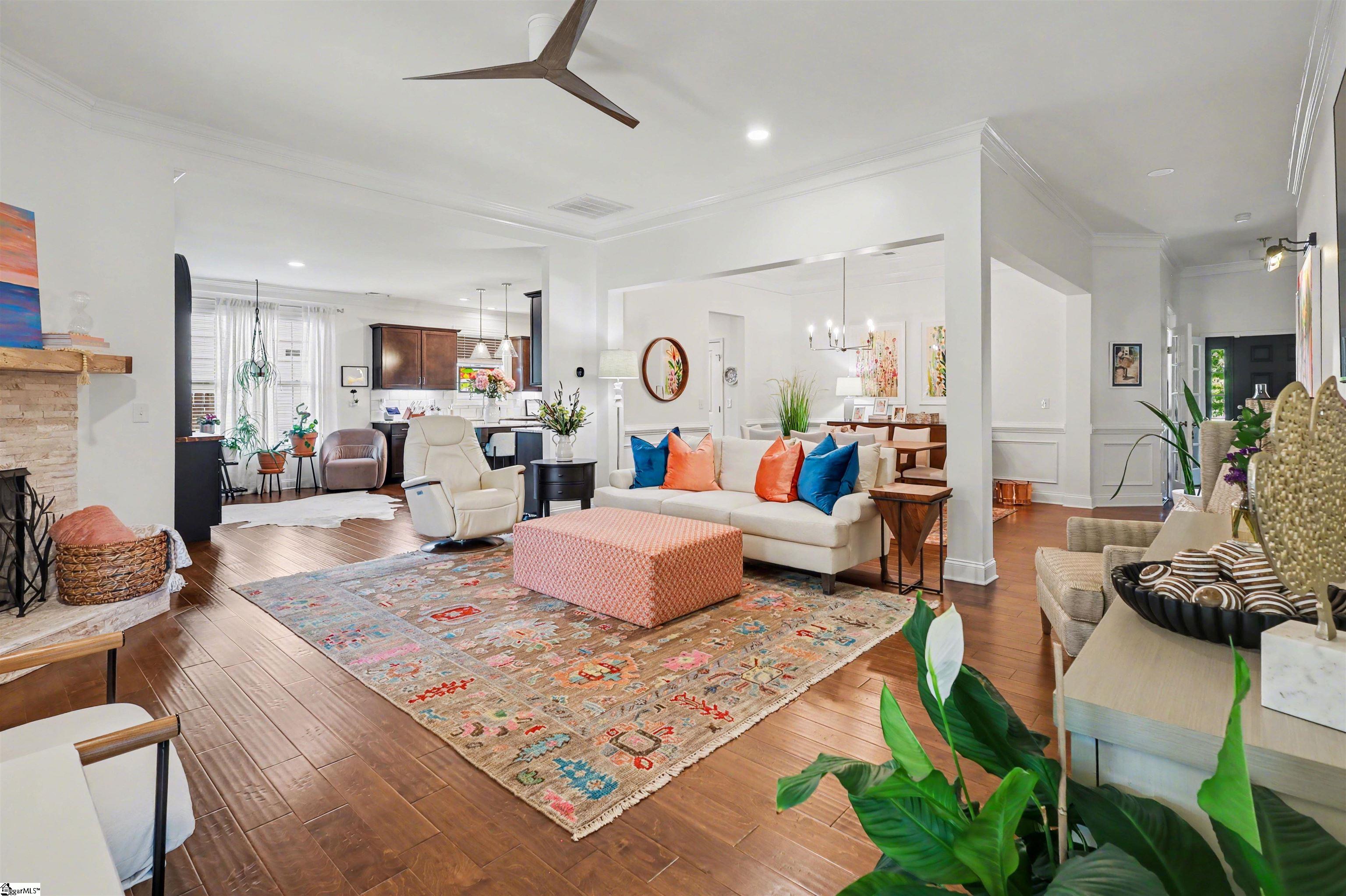 401 Woodland Oaks Court Simpsonville, SC 29681