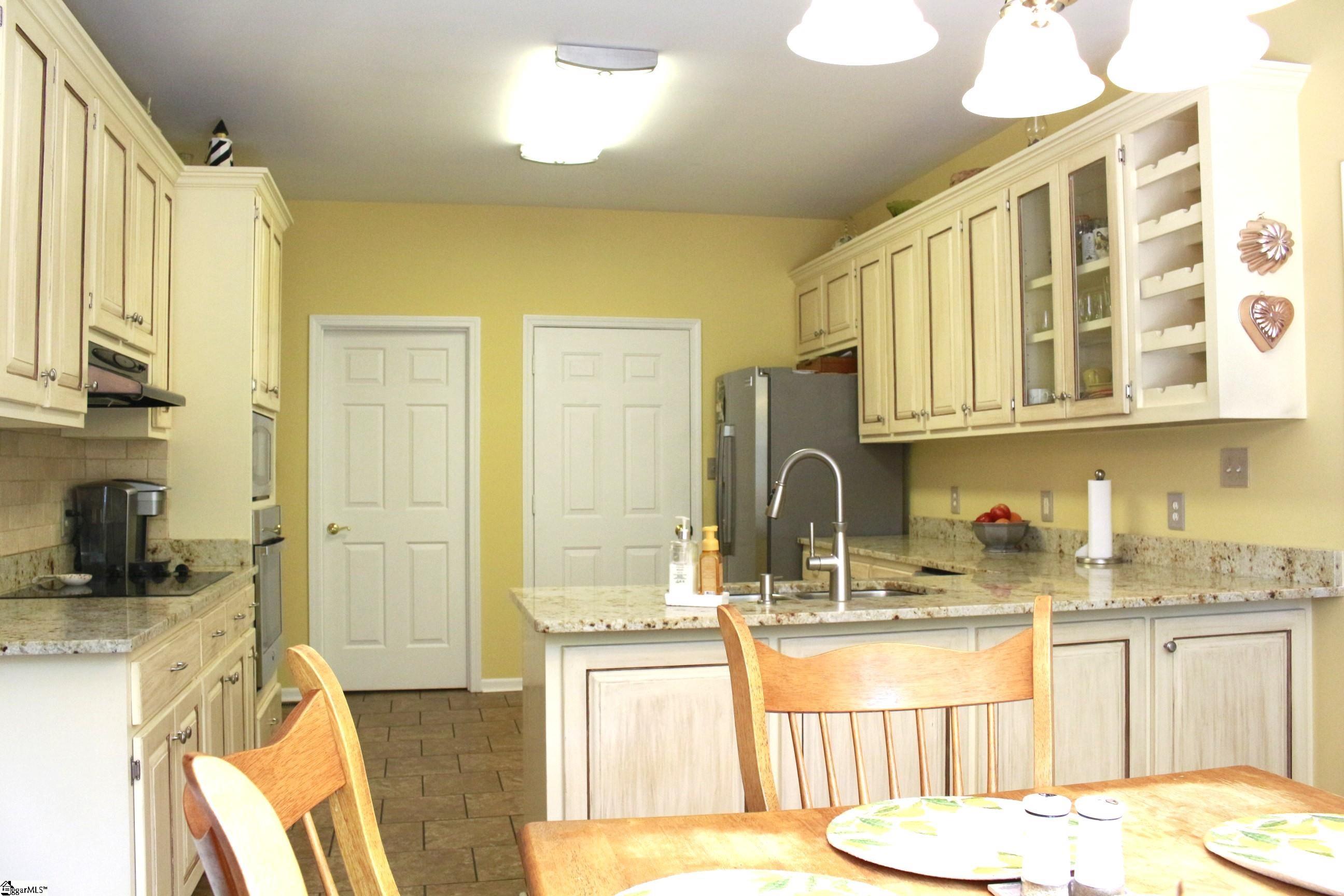 100 Camperdown Court Easley, SC 29673