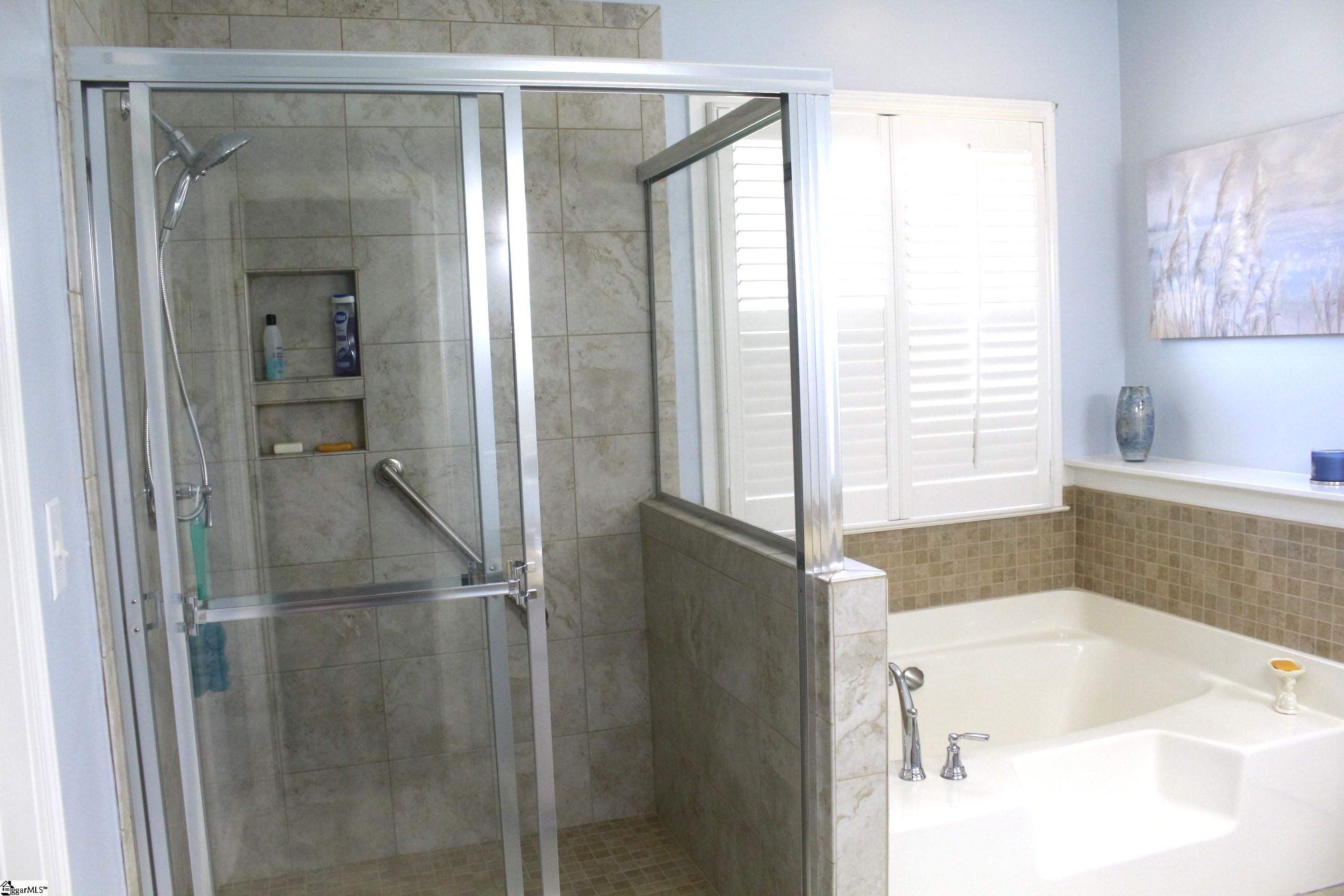 100 Camperdown Court Easley, SC 29673