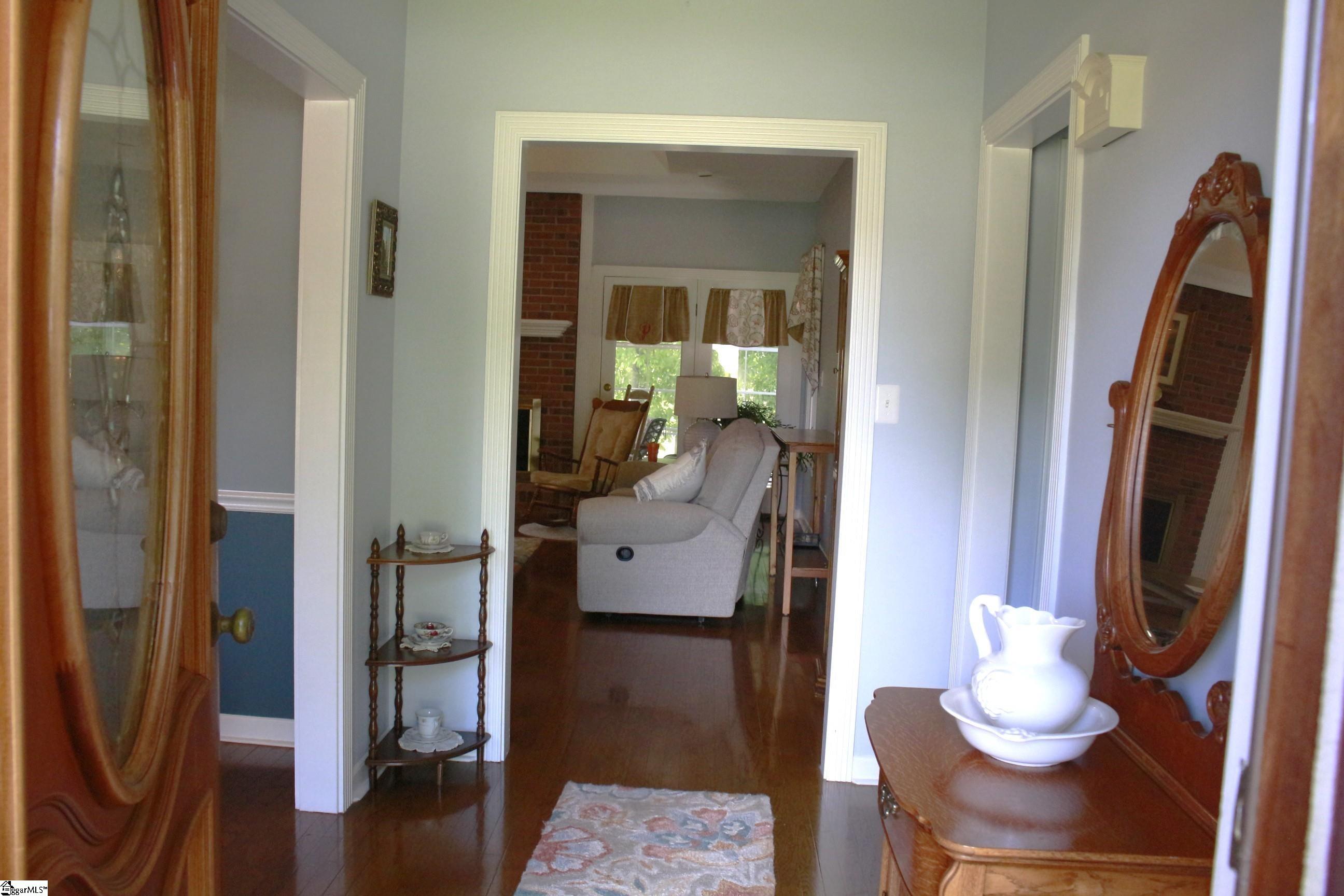 100 Camperdown Court Easley, SC 29673